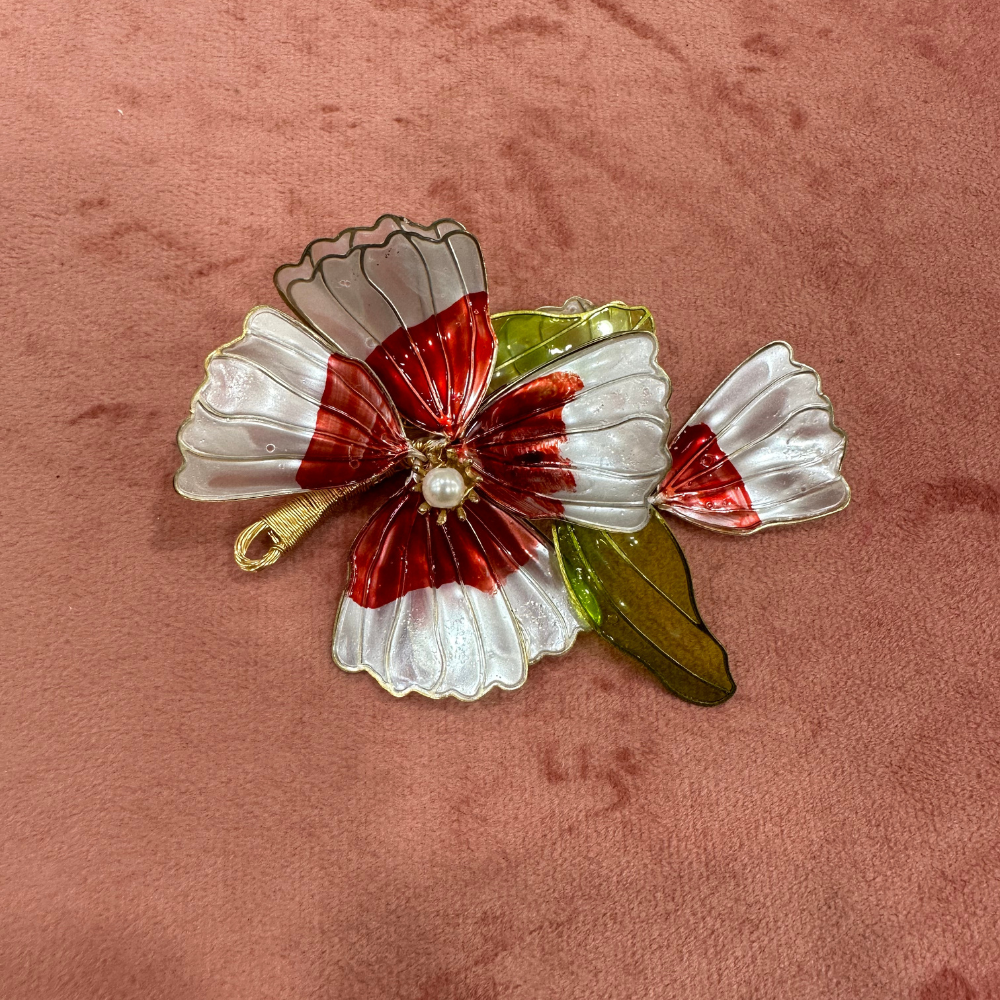 Zebby Red White Flower Grip image 0