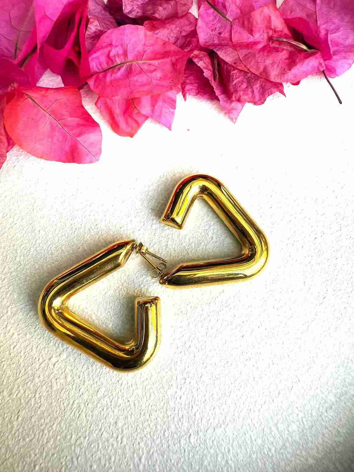 TRIANGLE HOOPS image 0