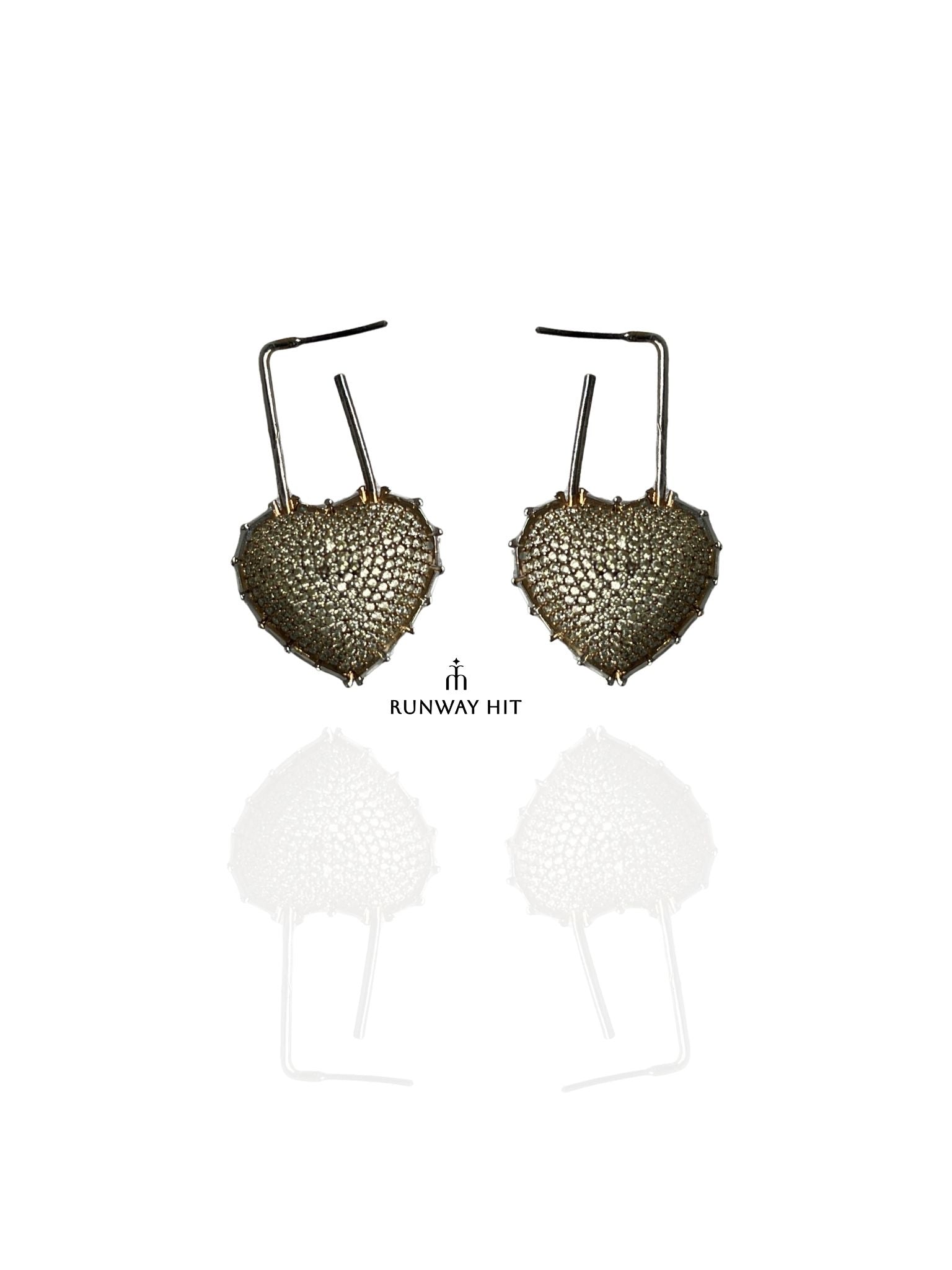 LEVI HEART EARRING