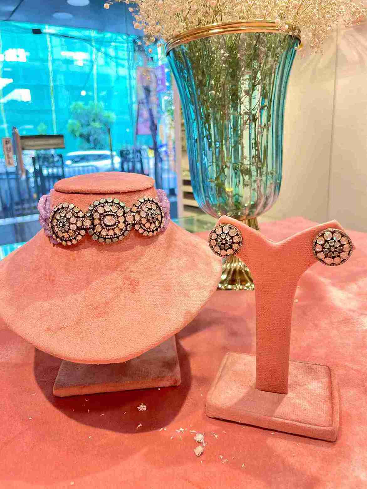 AVNI LILAC VICTORIAN CHOKER SET image 0