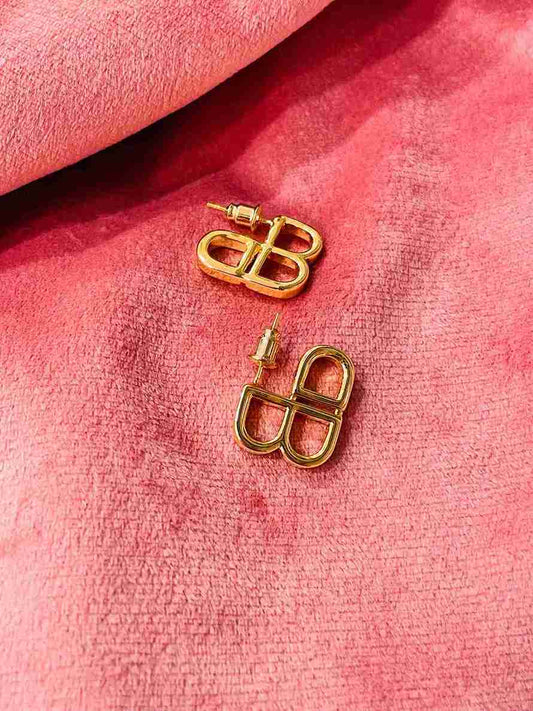 BALENCIAGA STUD image 0