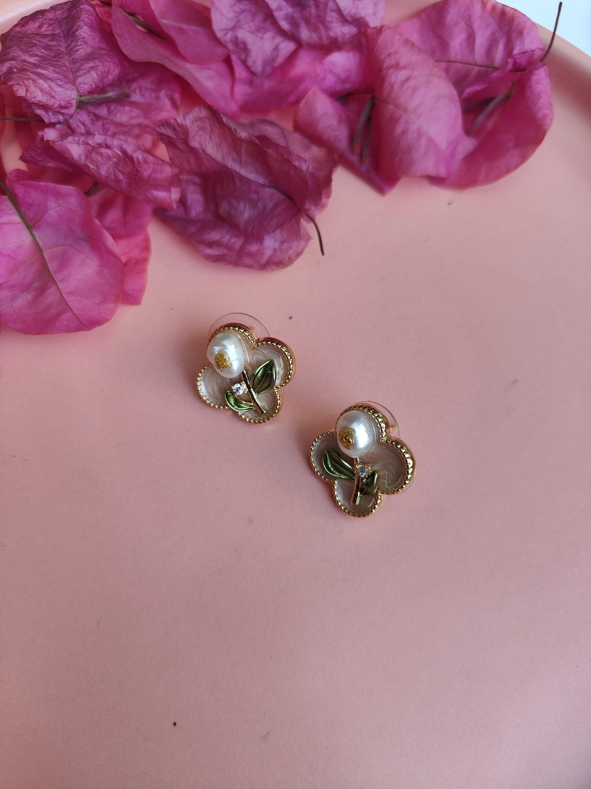 Resin Flower Pearl Studs image 0