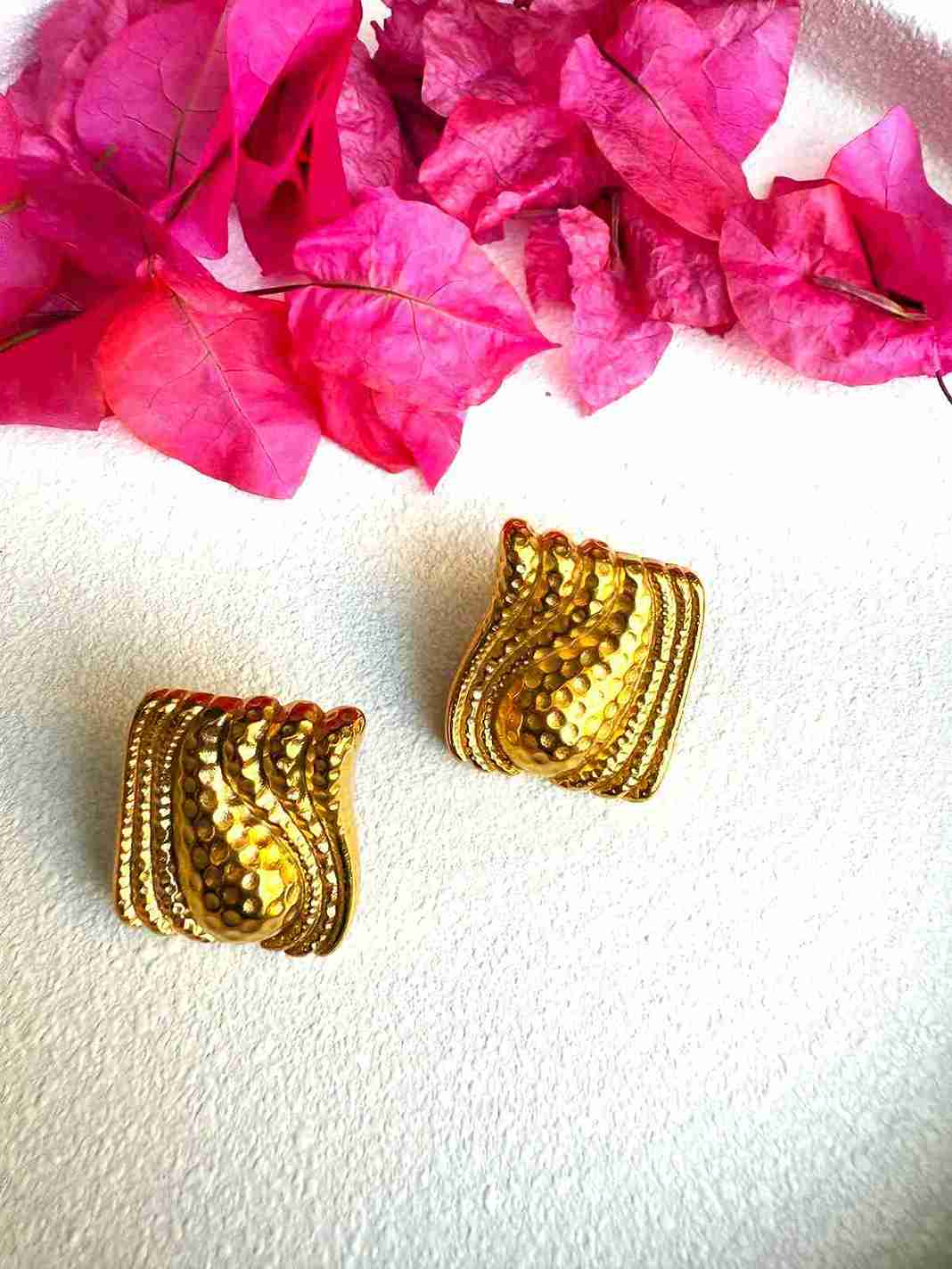 SHERLY BIG STUD image 0