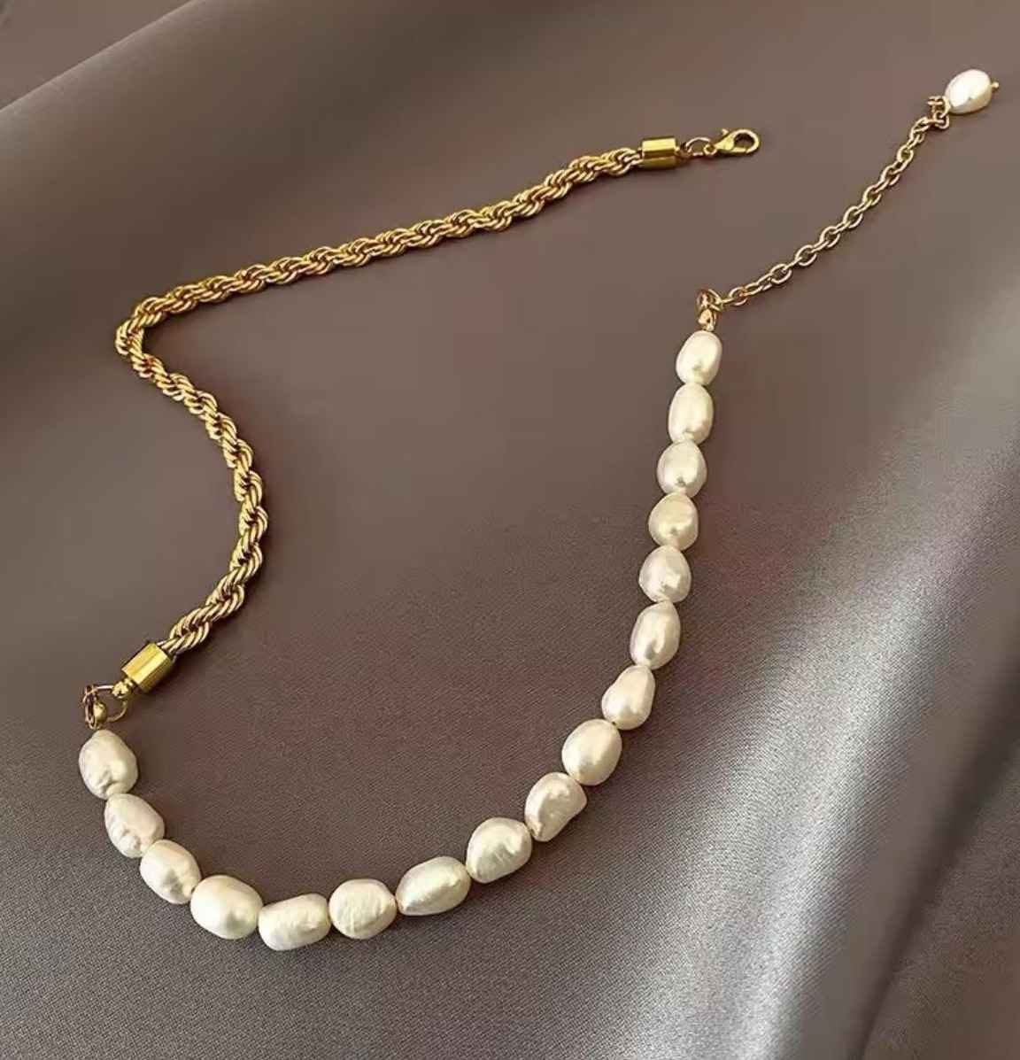 PEARL METALLIC CHAIN image 2