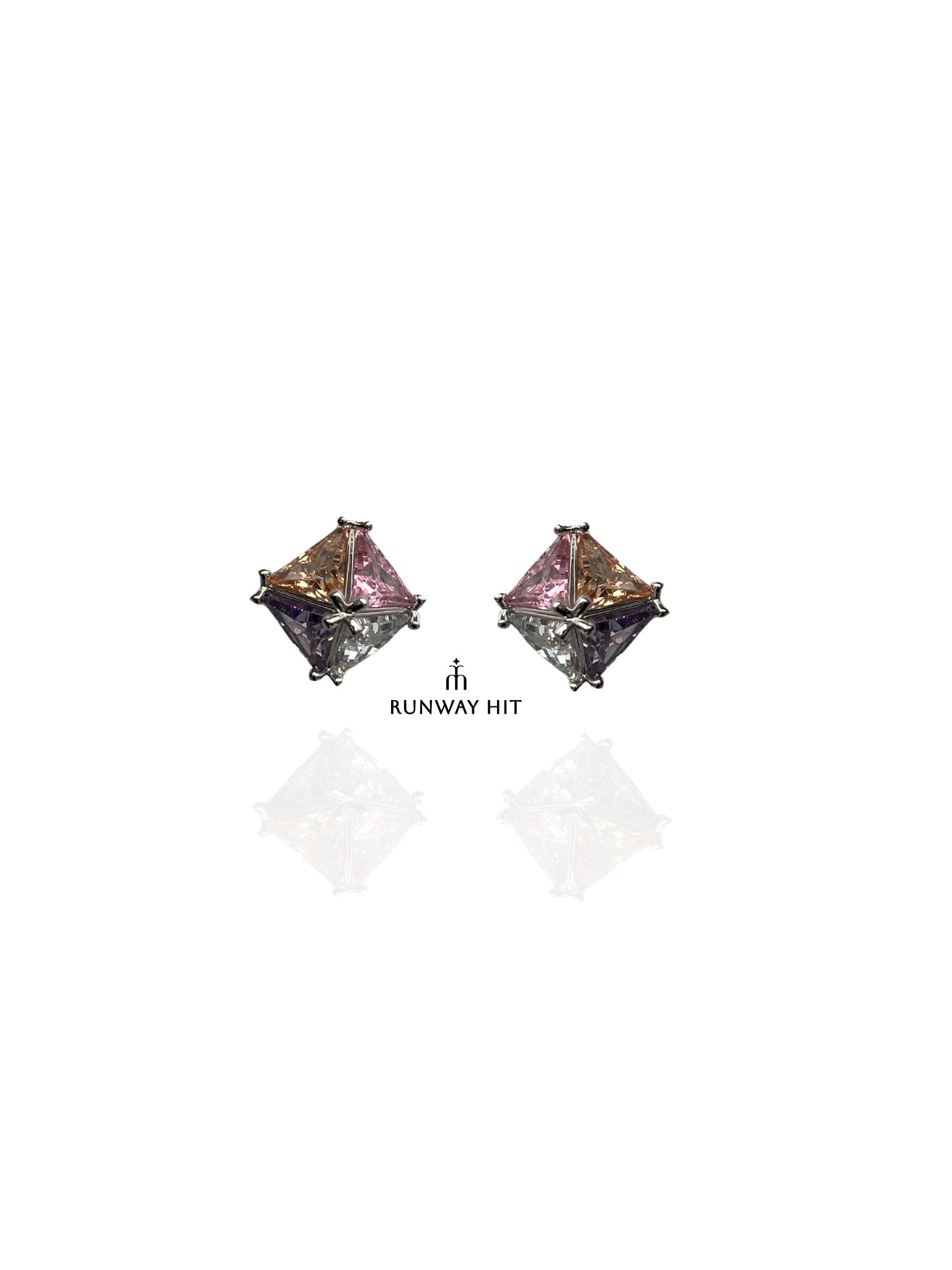 SWAROVSKI TRIANGLE MINI STUD