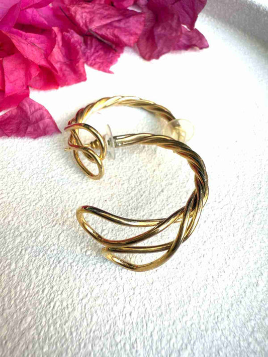 LOVE HOOPS image 0