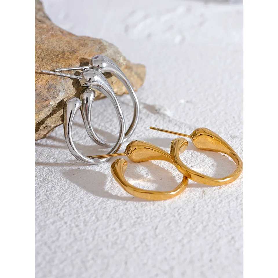 GEOMETRIC HOOPS (gold/silver) image 0