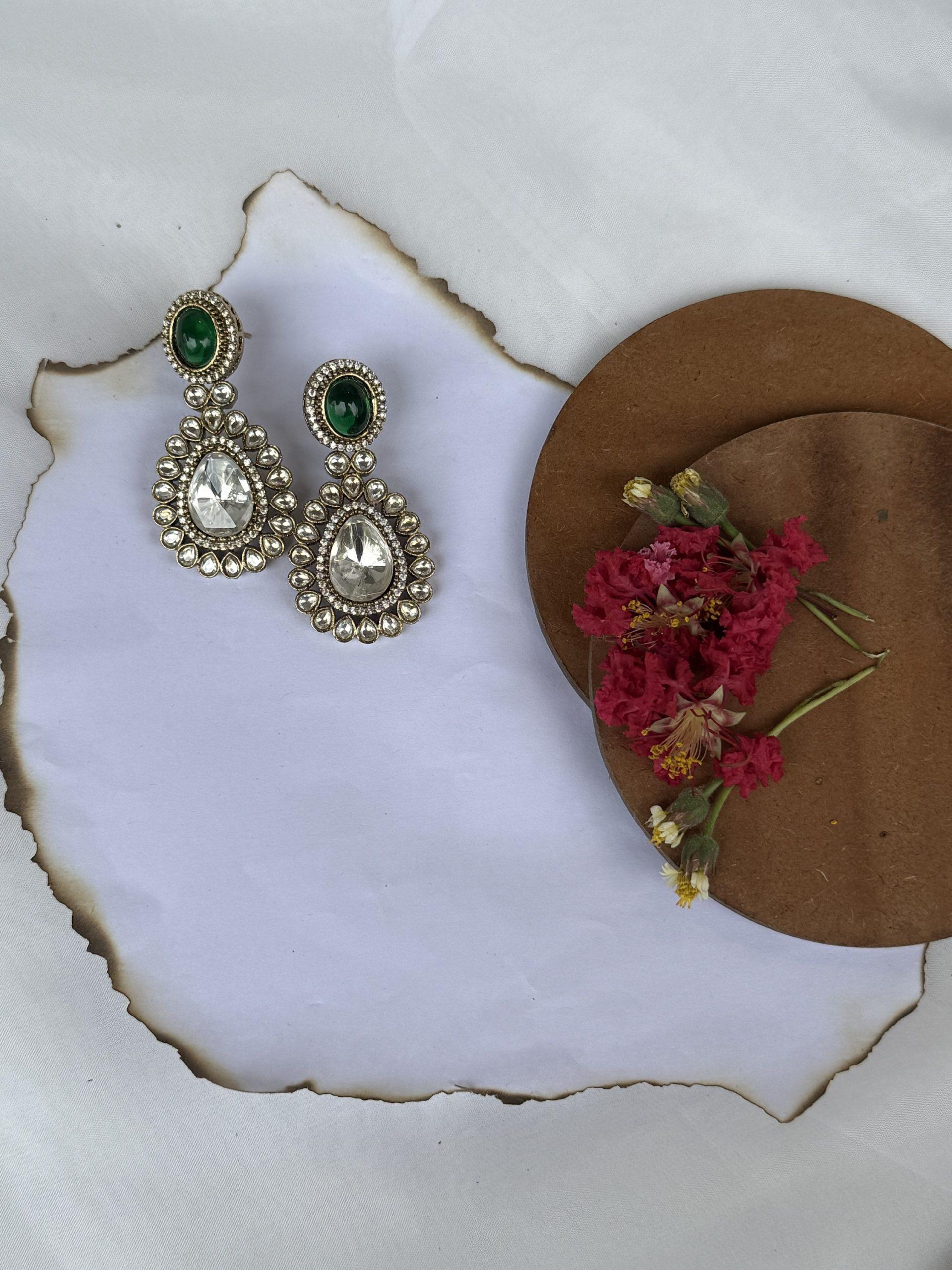 Nivriti Earrings image 0
