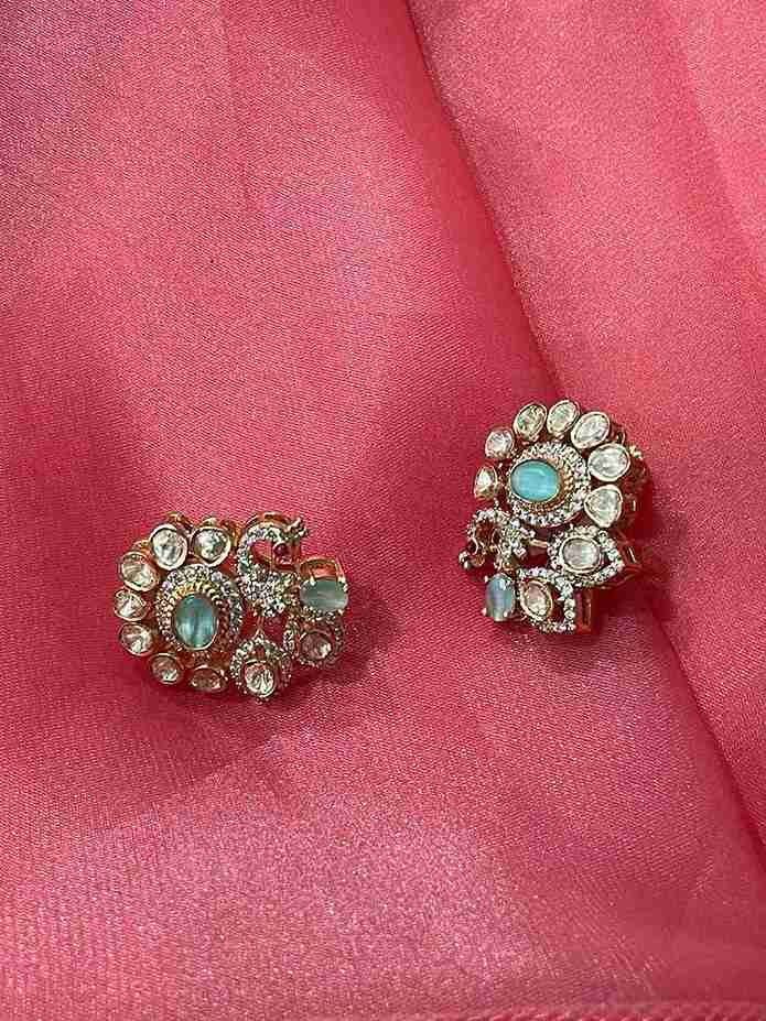 DIVYA MINT GREEN PEACOCK STUD image 0
