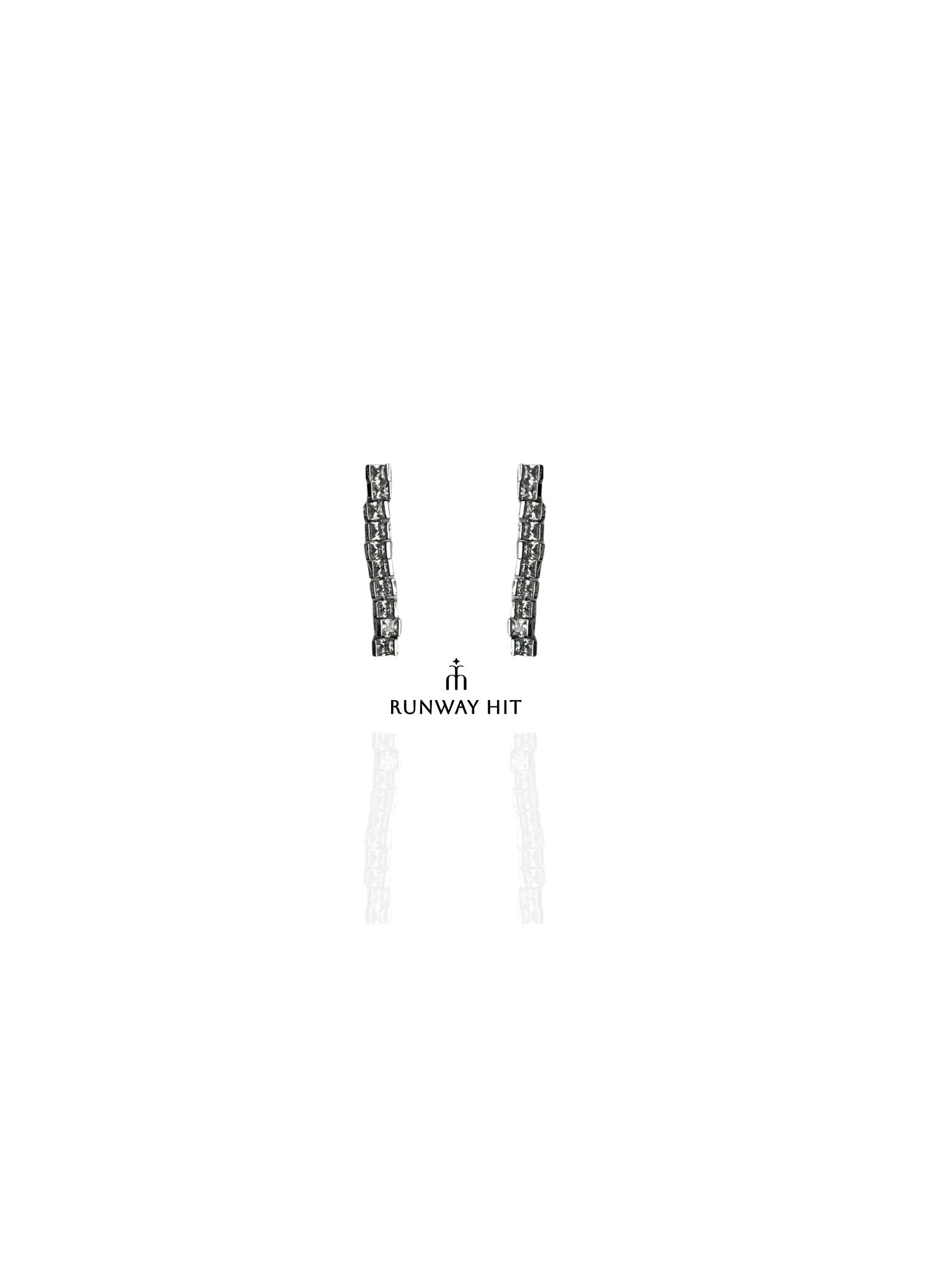 TUCKER DIAMOND EARRING