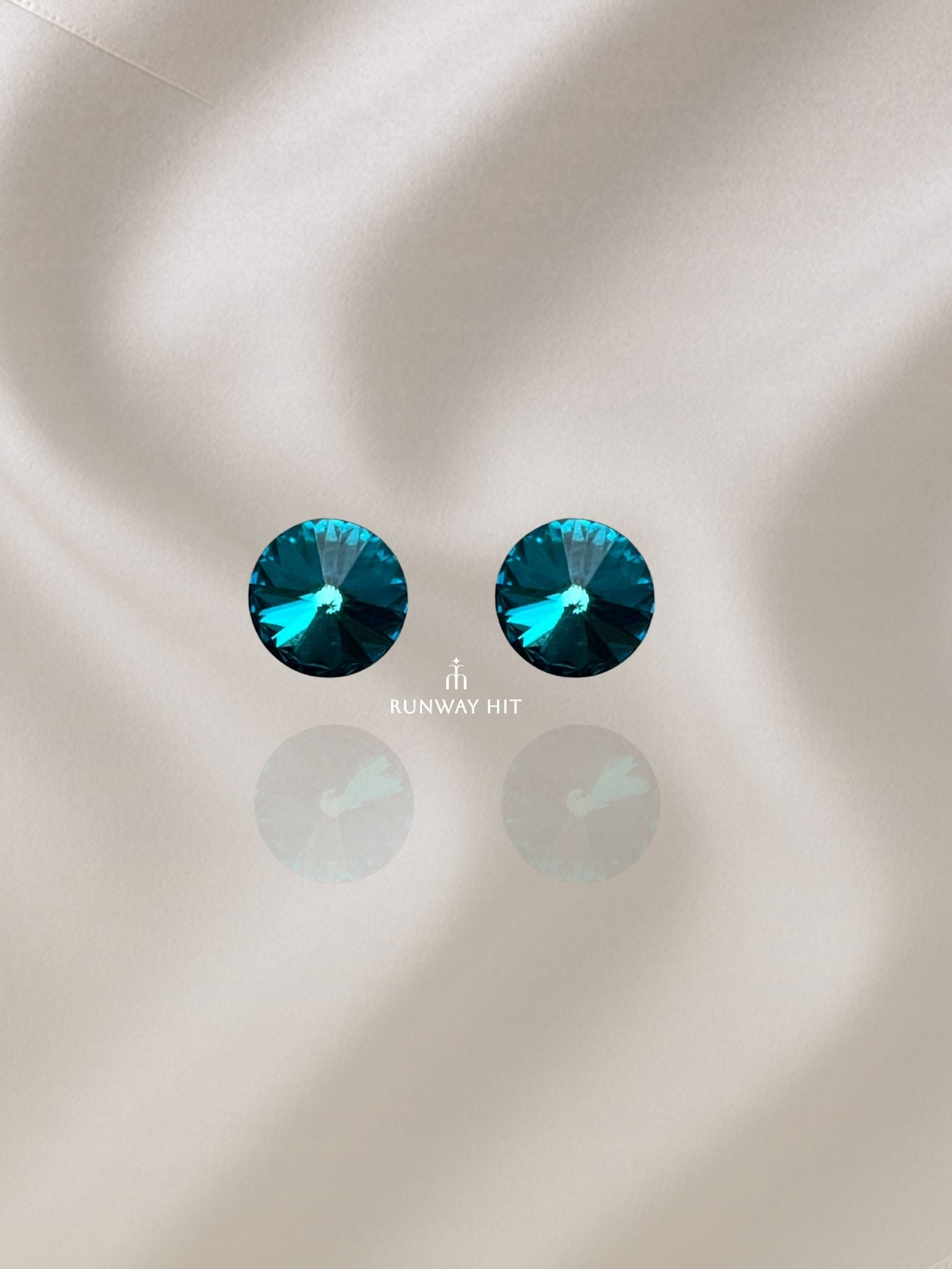 RHETT BLUE SWAROVSKI STUD