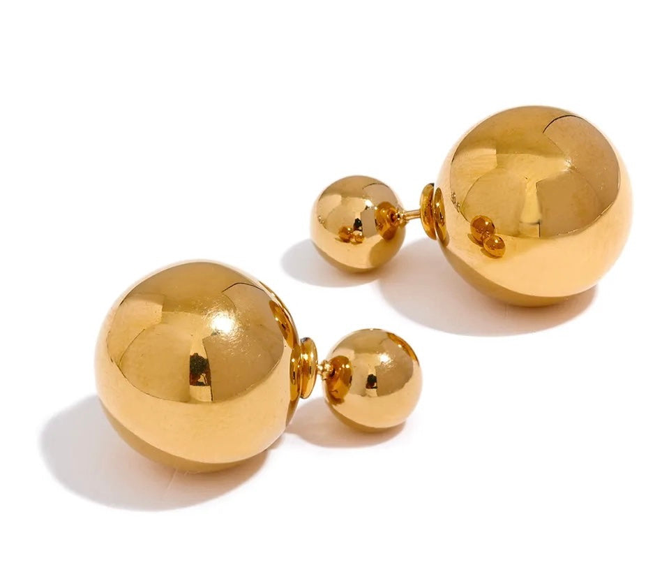 DOUBLE SIDED STUDS (gold/silver) image 4