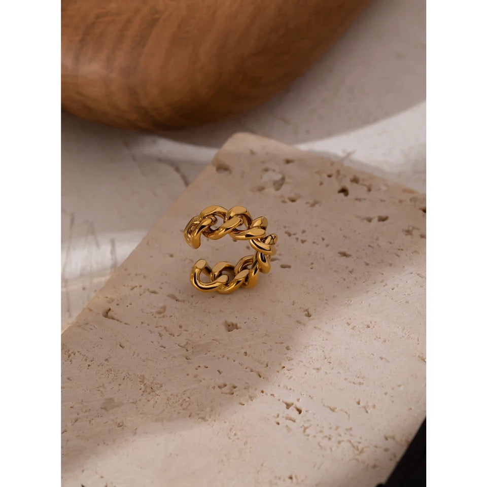 GOLD CHAIN LINK RING image 3