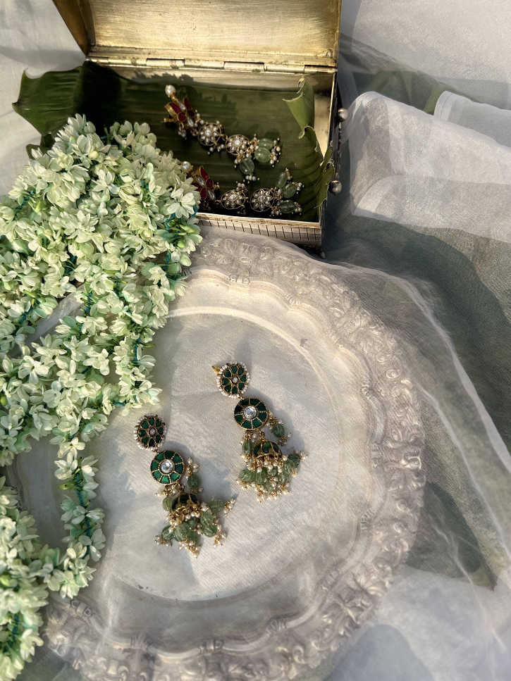 ZAIRA GREEN LONG EARRING