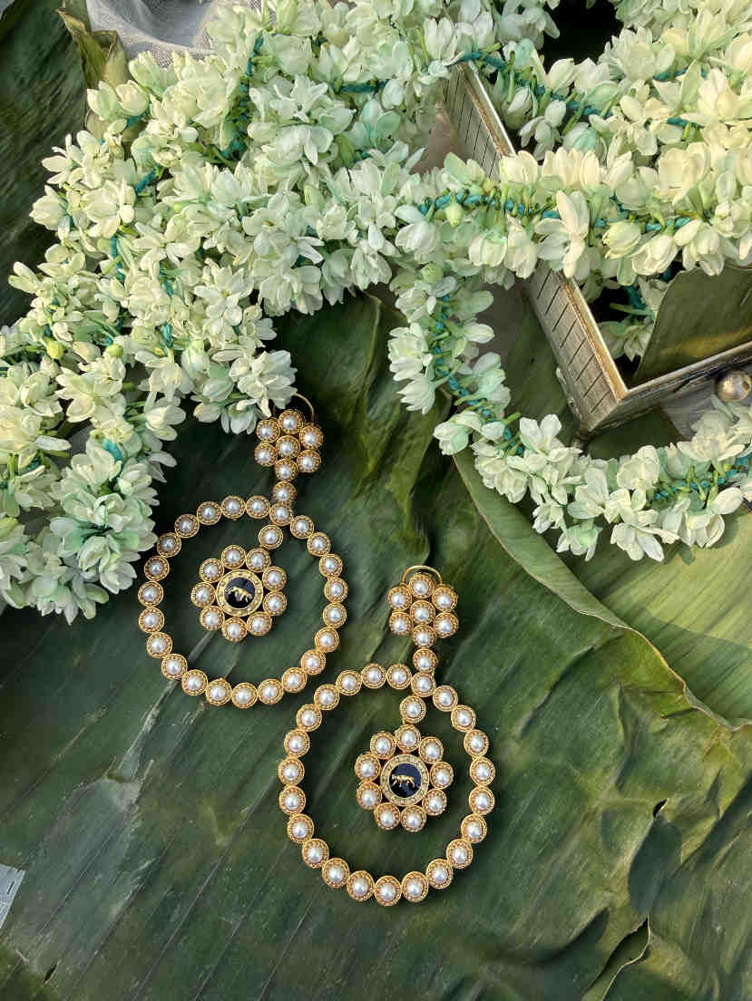 AAKRITI POLKI ROUND EARRING