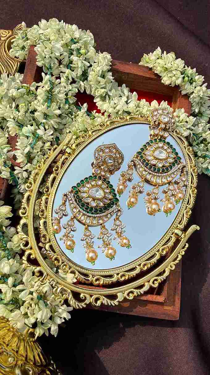 RASHA GREEN POLKI CHAANDBALI