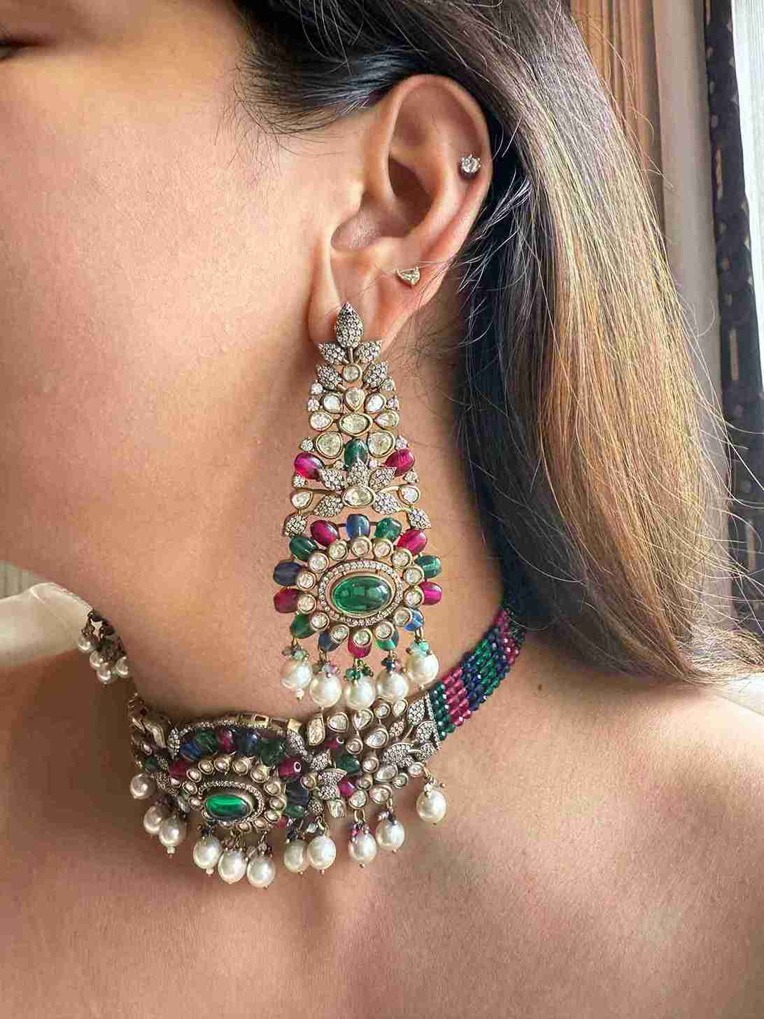 HANIA BLUE POLKI CHOKER SET