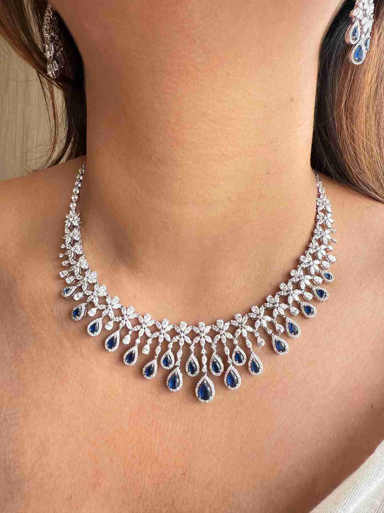 TEAR DROP BLUE DIAMOND SET