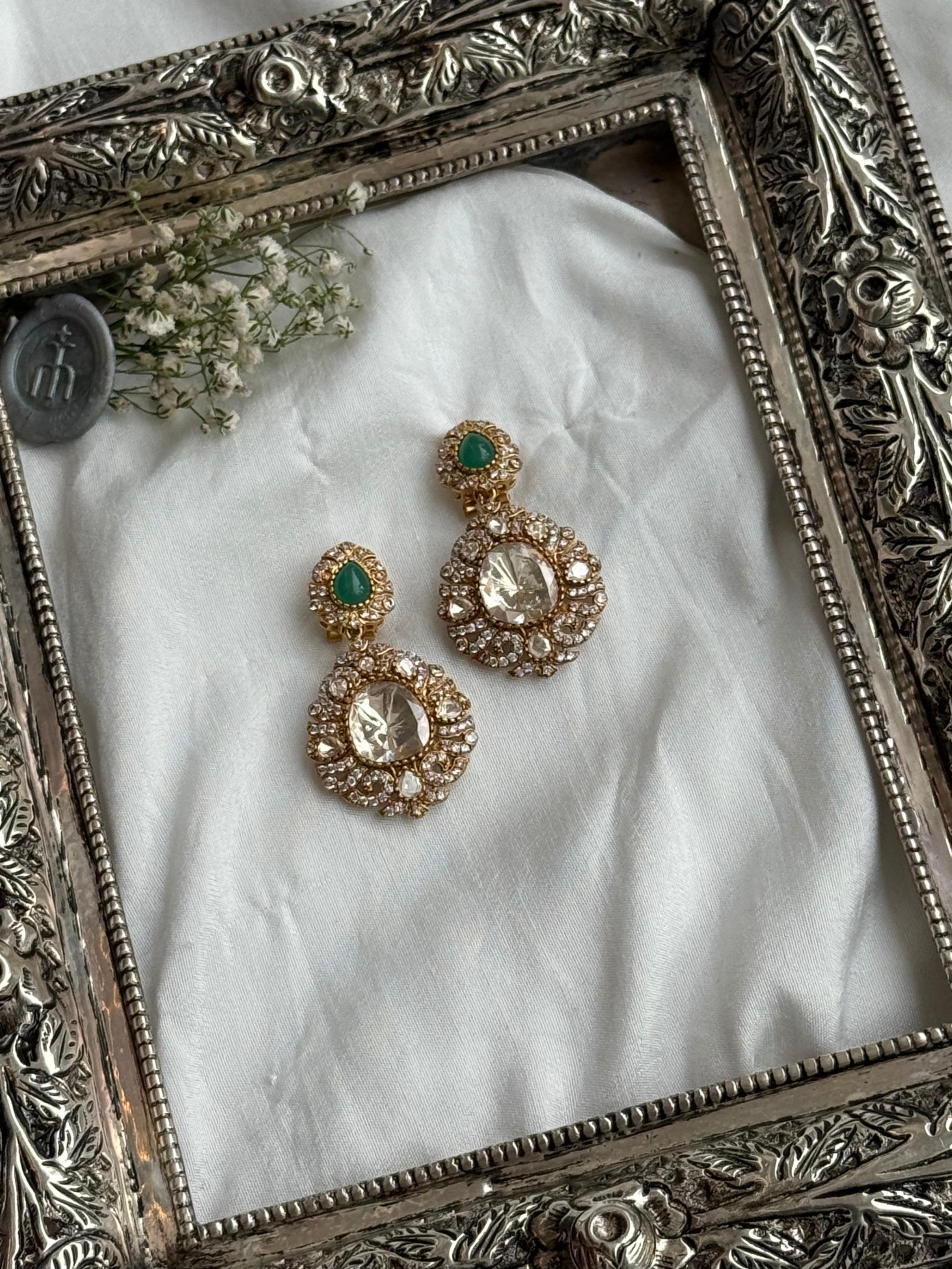 TANIA POLKI EARRING