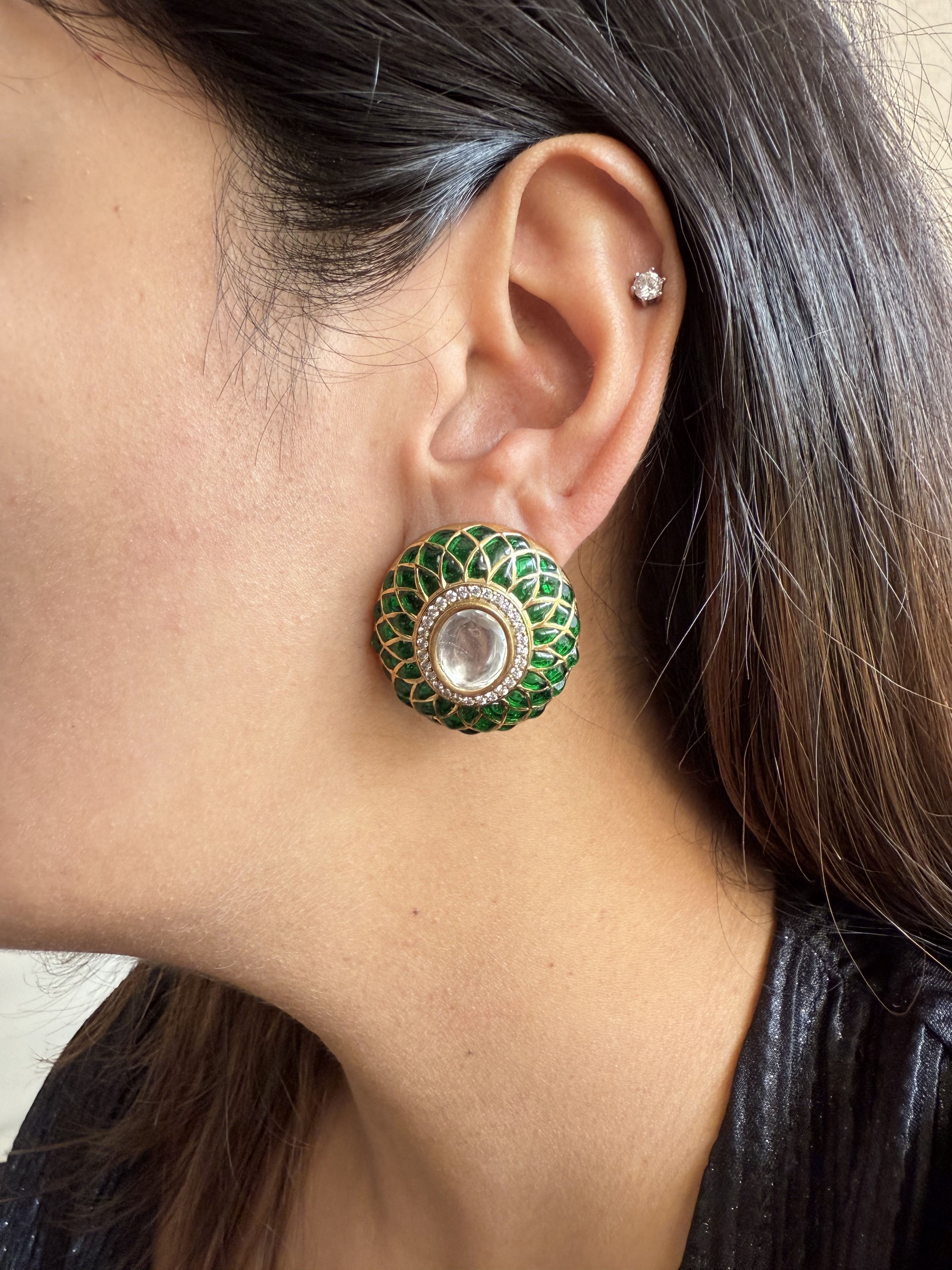 SRILEKHA GREEN POLKI STUD