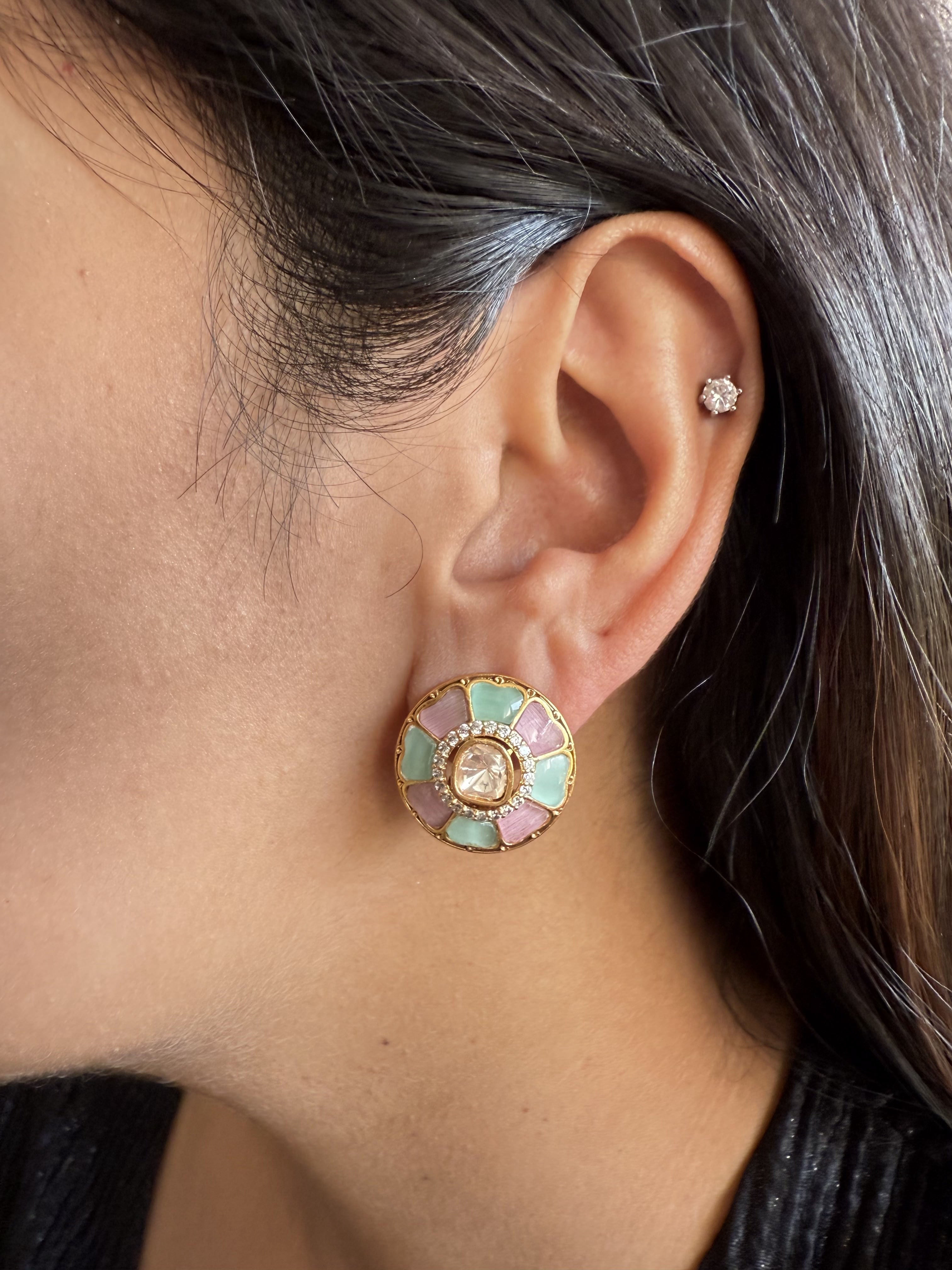 VANSHIKA PASTEL STUD