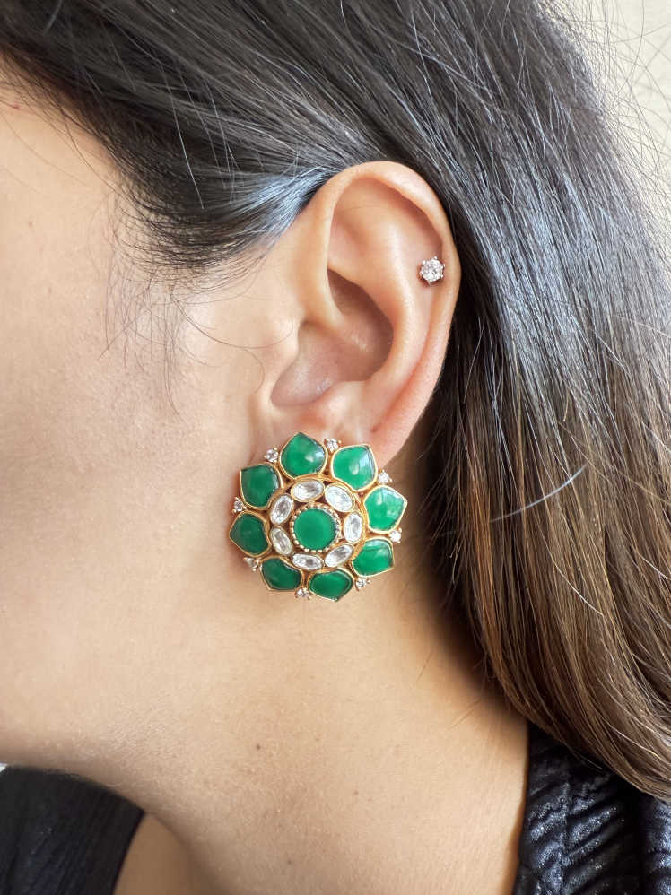 NAINA GREEN STUD
