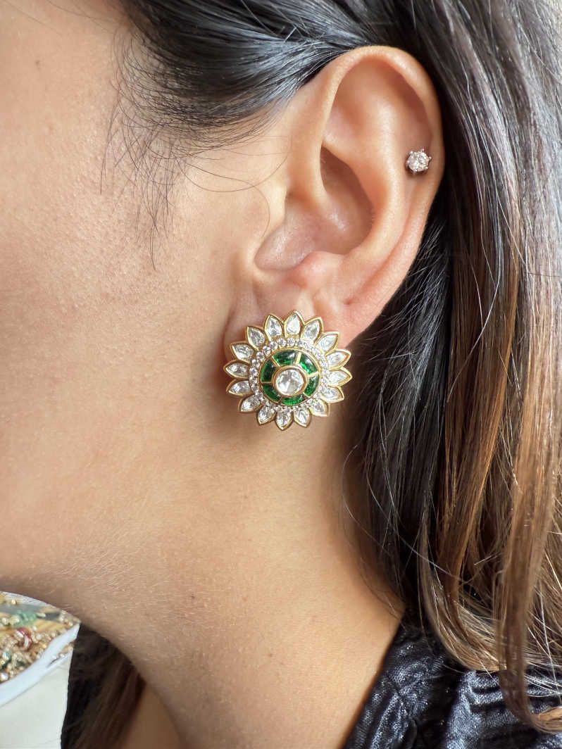 SUNFLOWER GREEN STUD