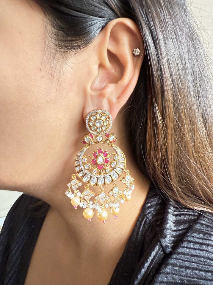 JANKI PINK POLKI EARRING