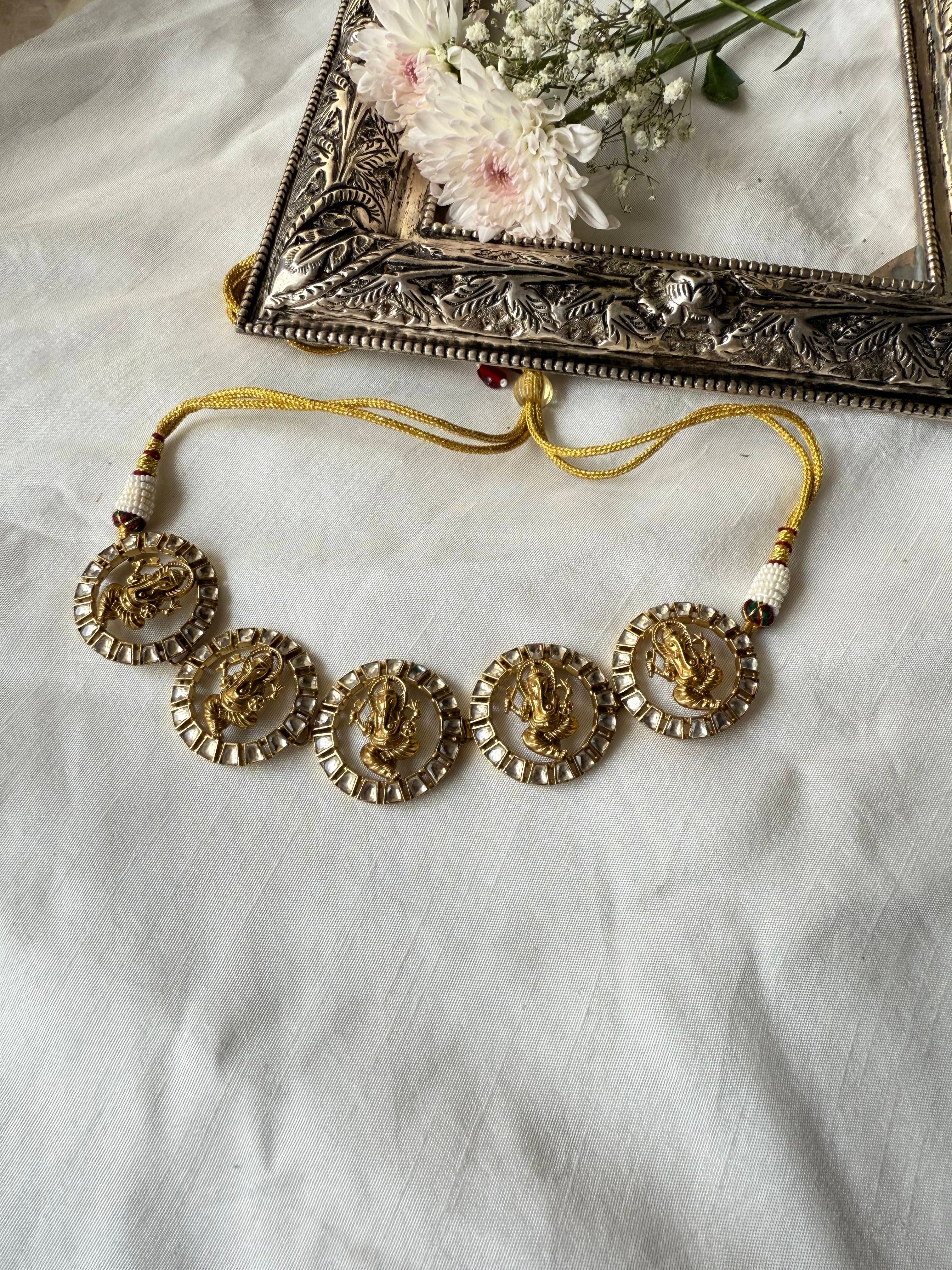 GANESHA ROUND CHOKER