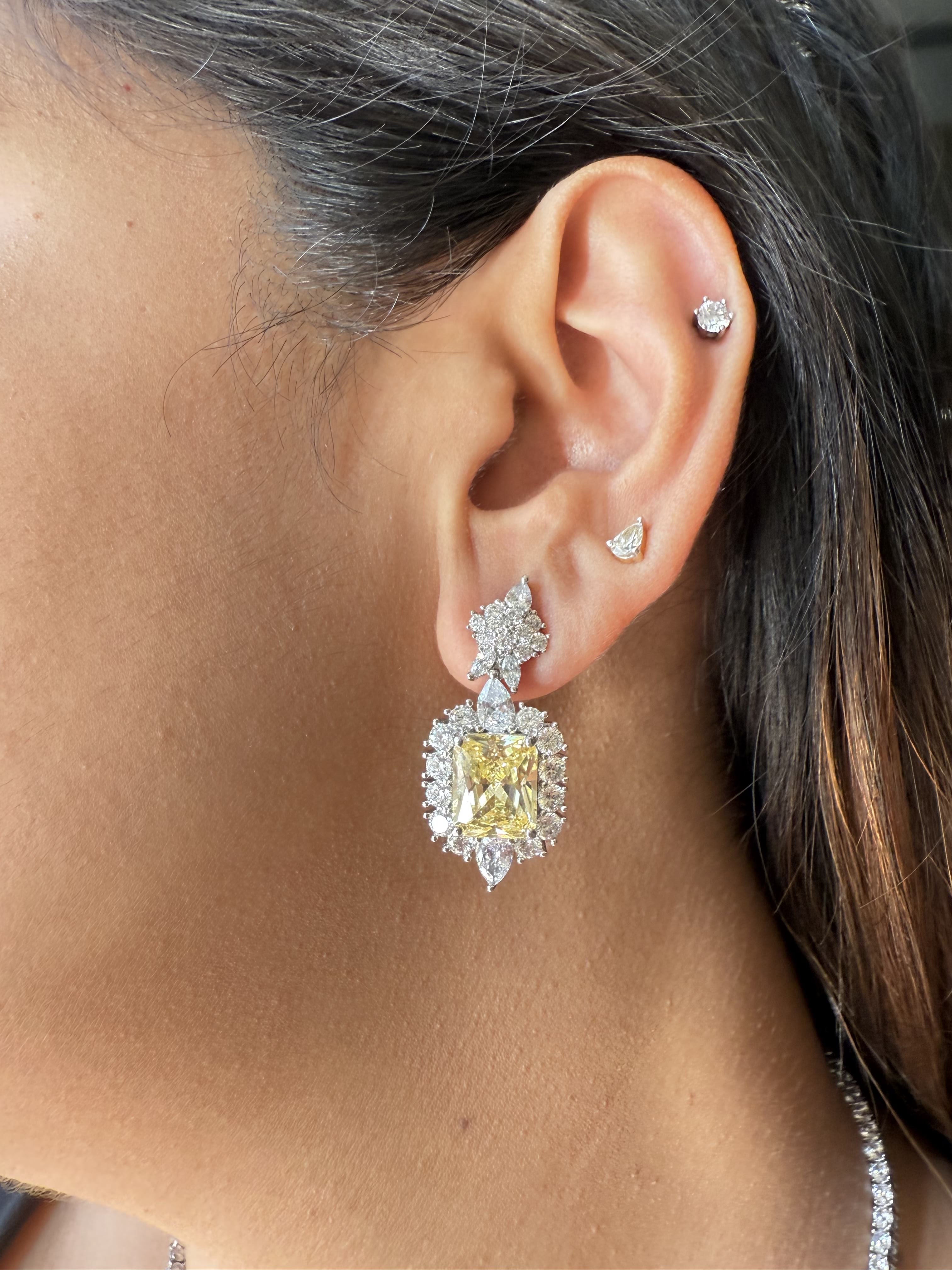 ANSHIKA YELLOW DIAMOND NECKLACE SET