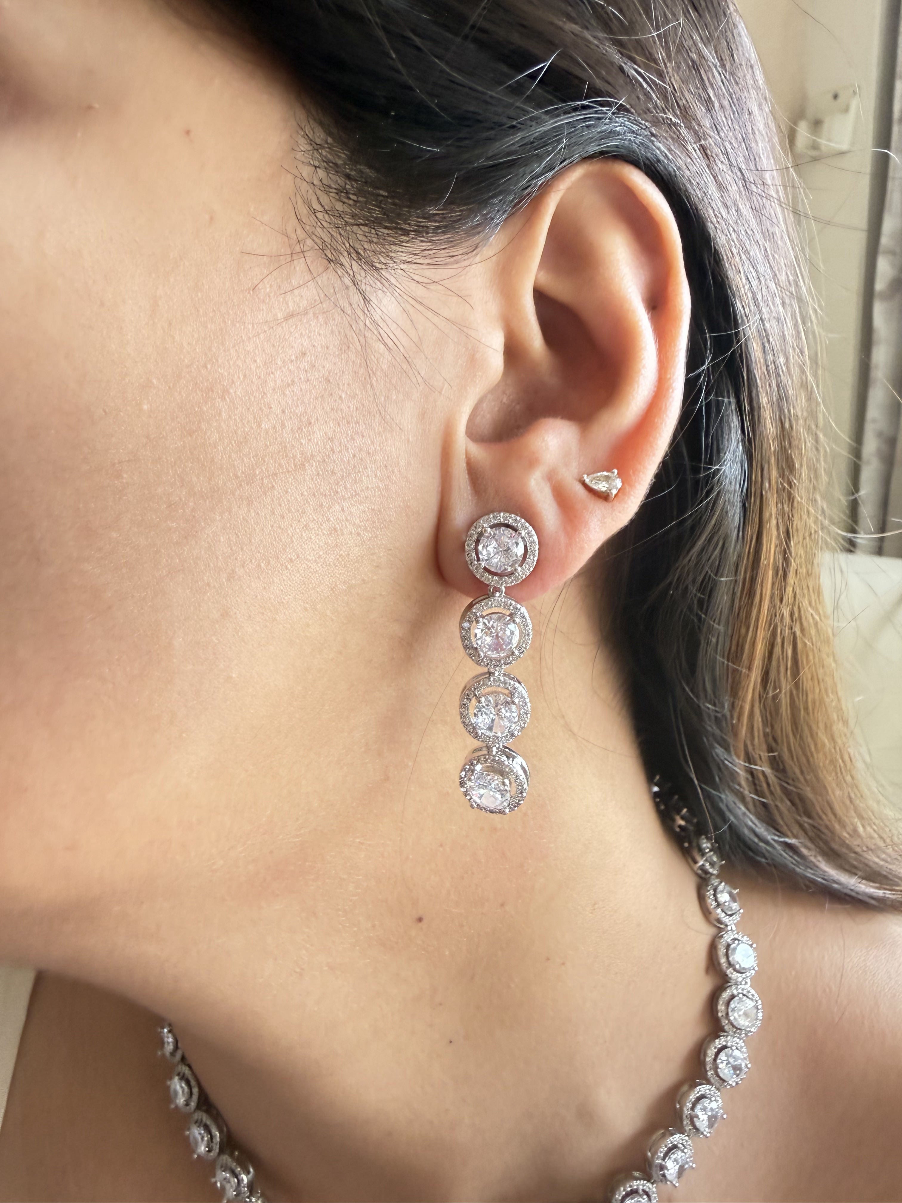 TESS ROUND DIAMOND NECKLACE