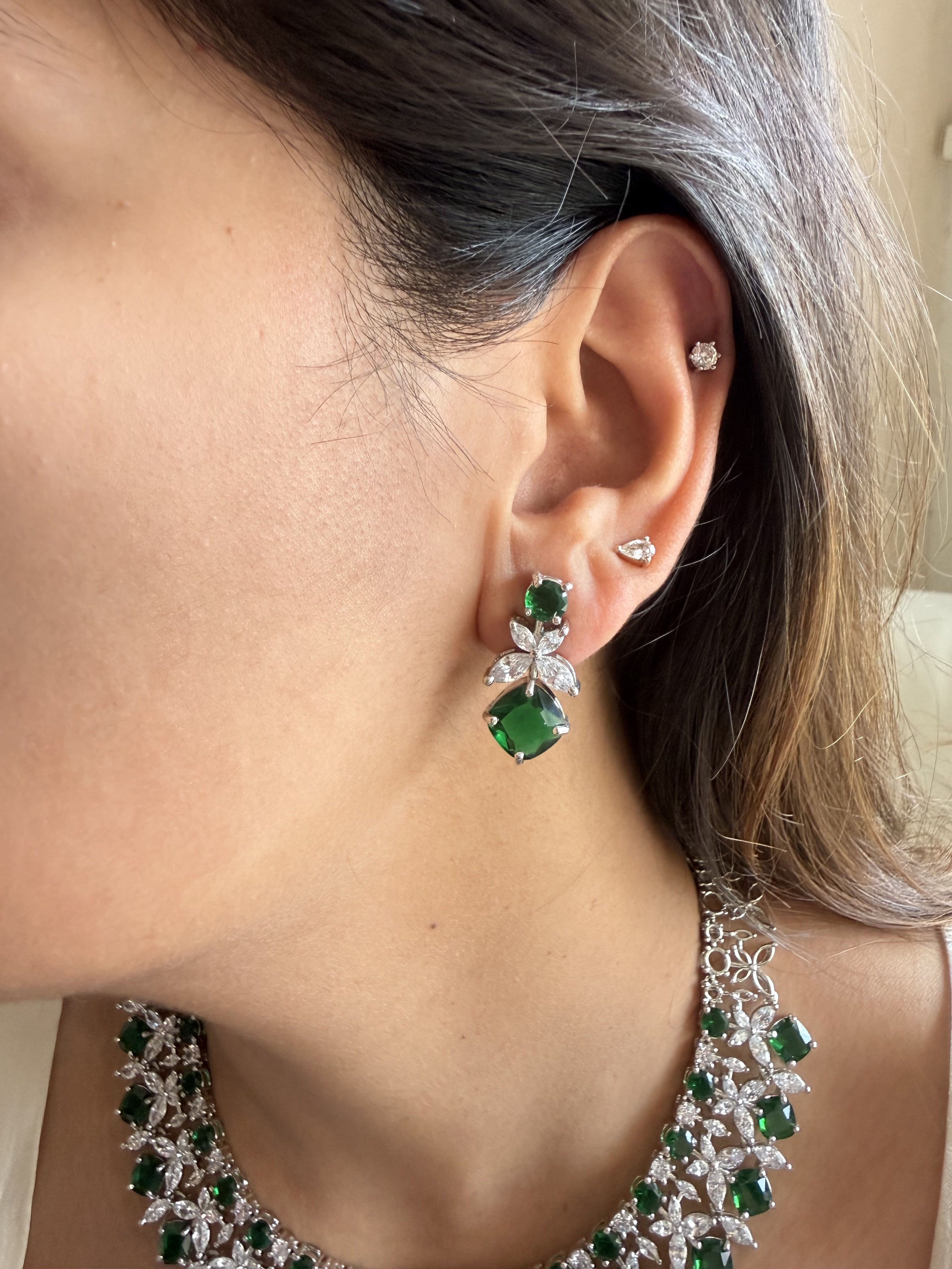 ANA GREEN DIAMOND SET