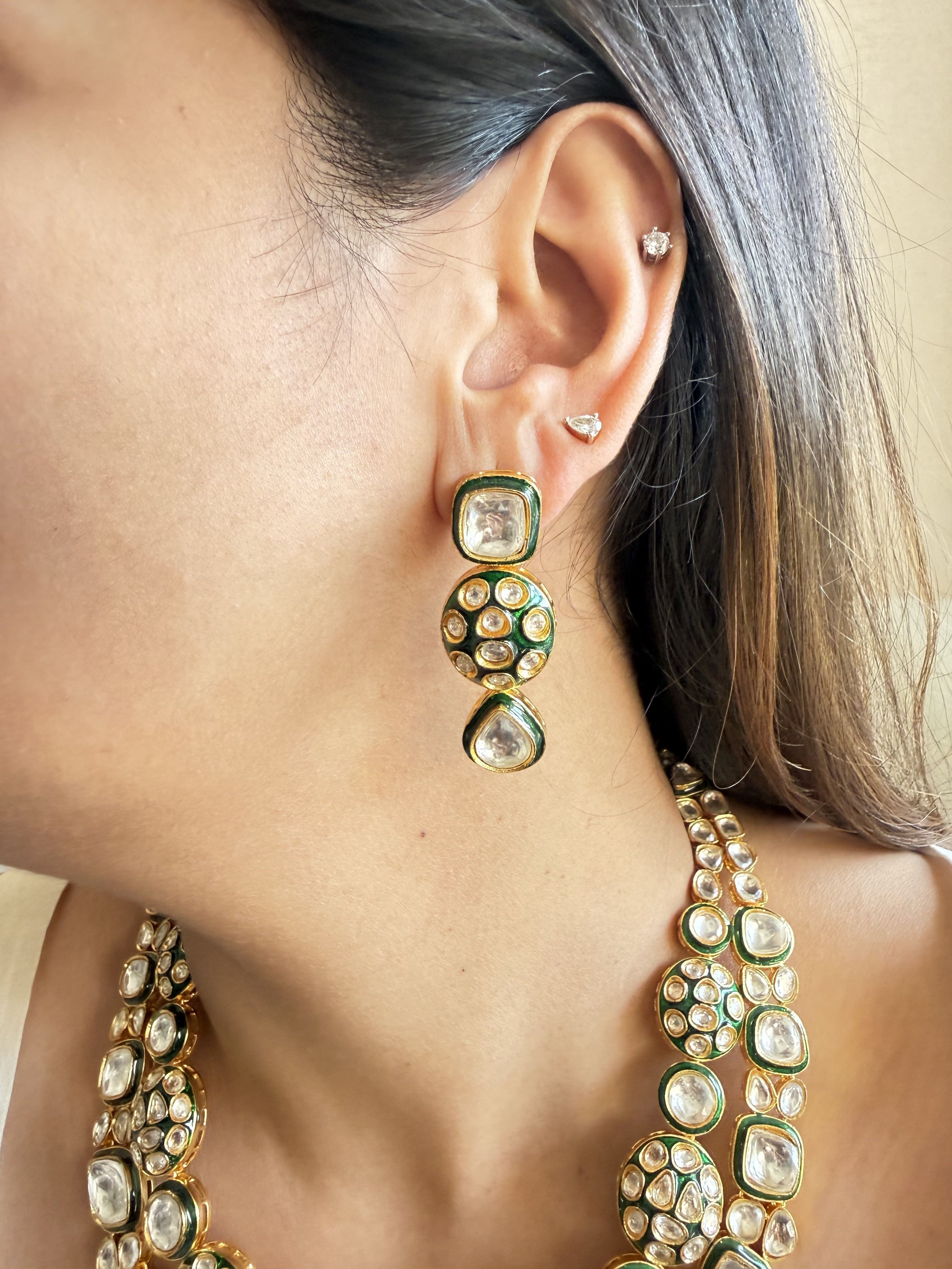 FIZA GREEN POLKI NECKLACE SET