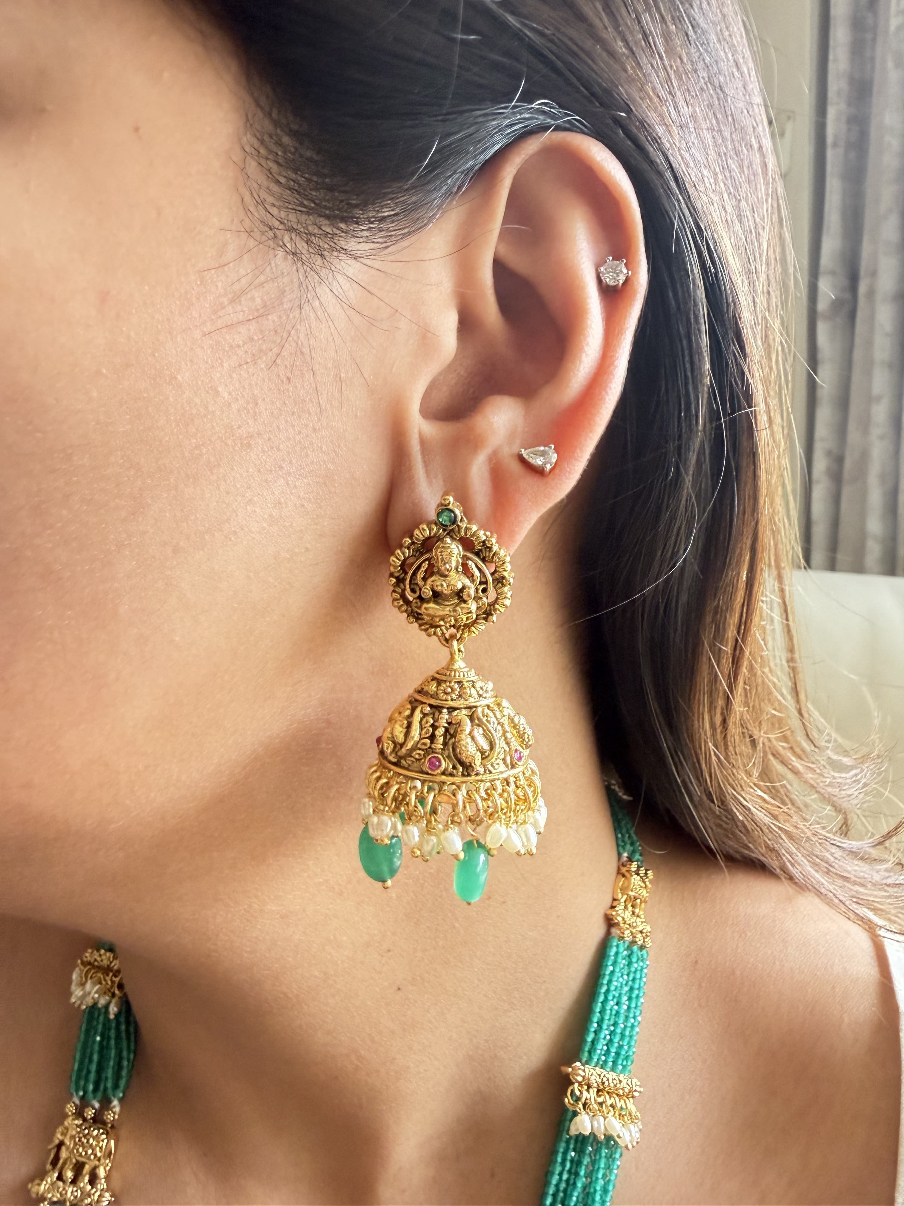 SAWIKA GREEN NECKLACE