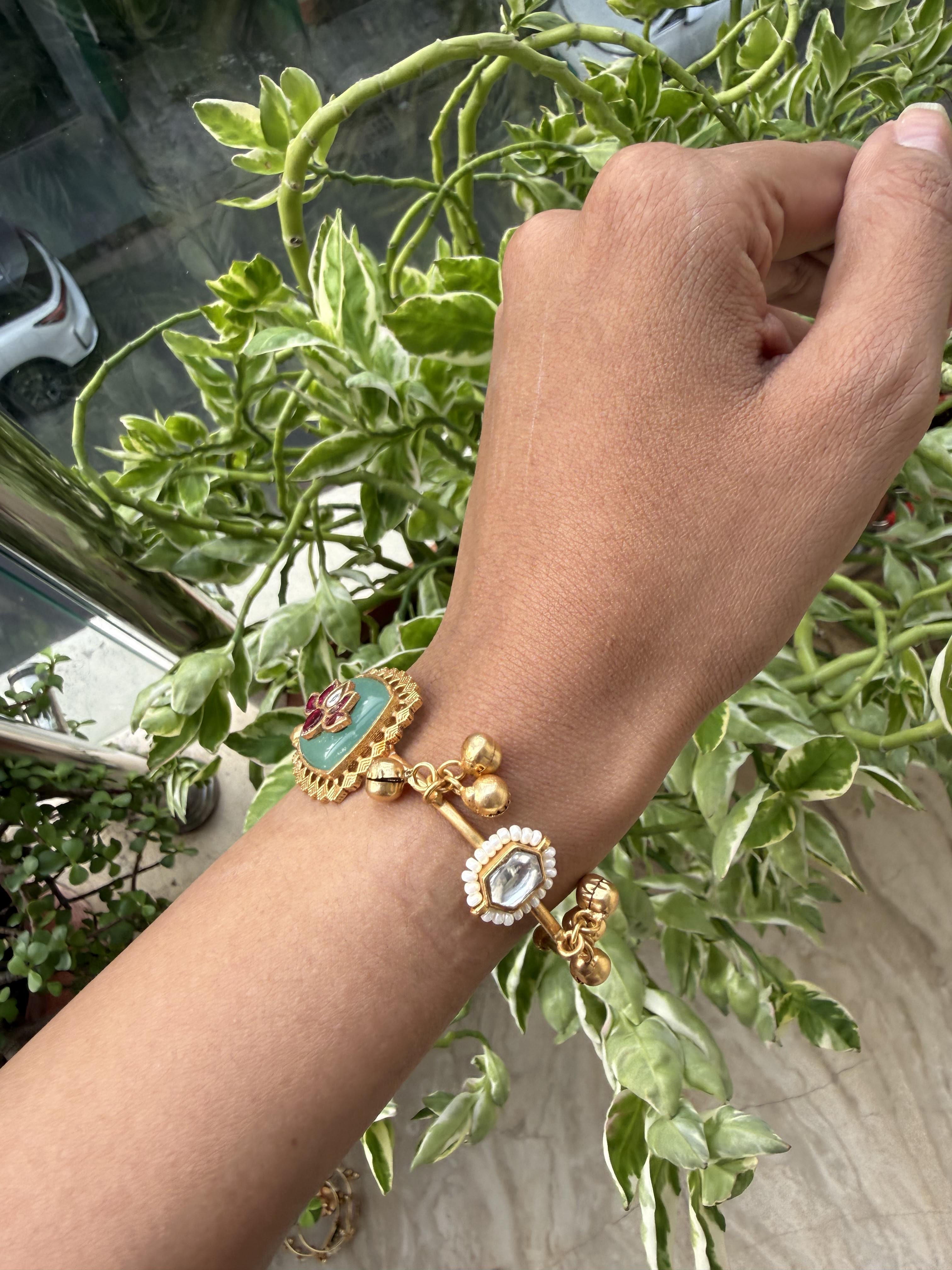 GIVA MINT GREEN BRACELET