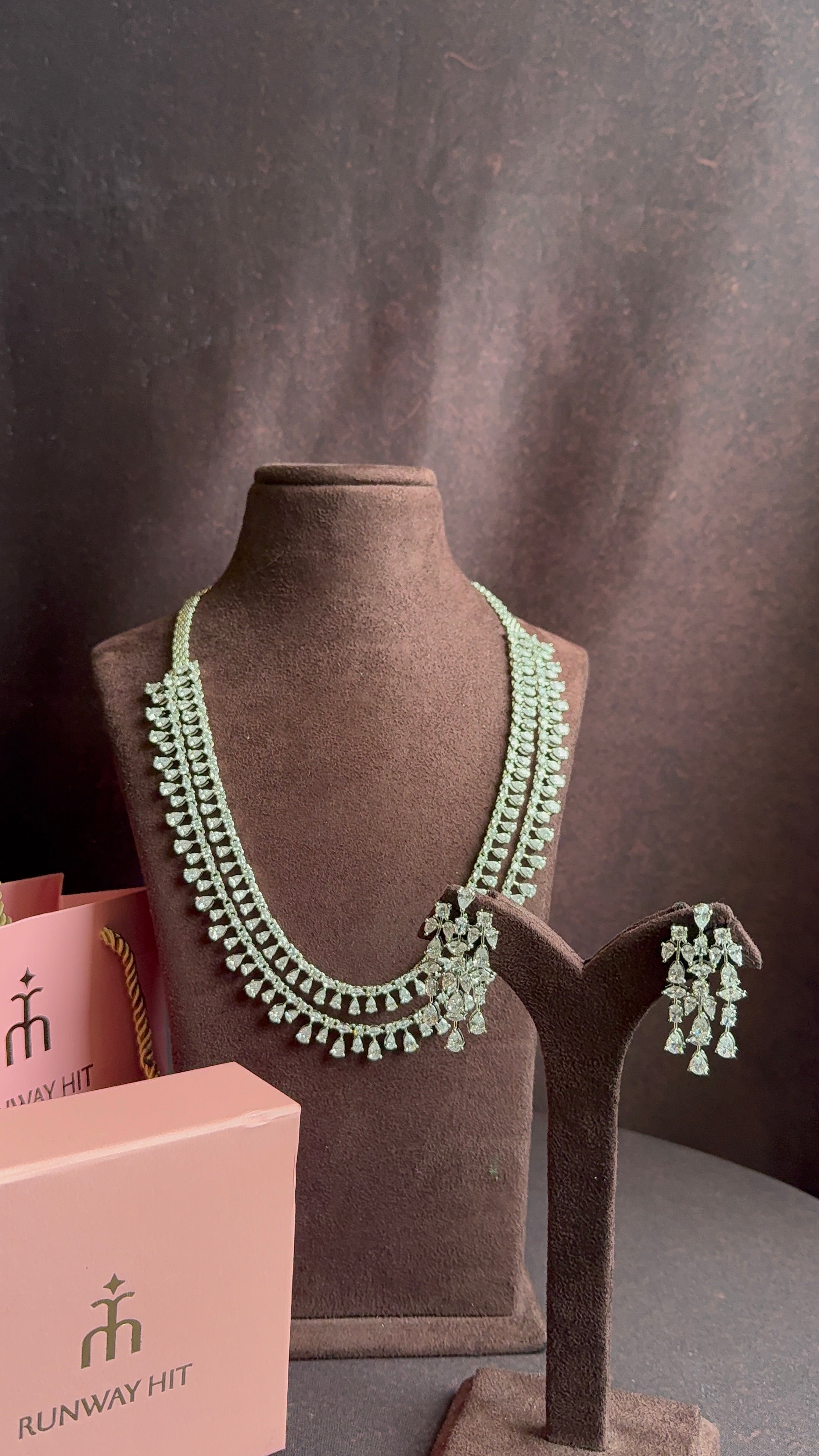 DIXIE TWO LAYER DIAMOND SET