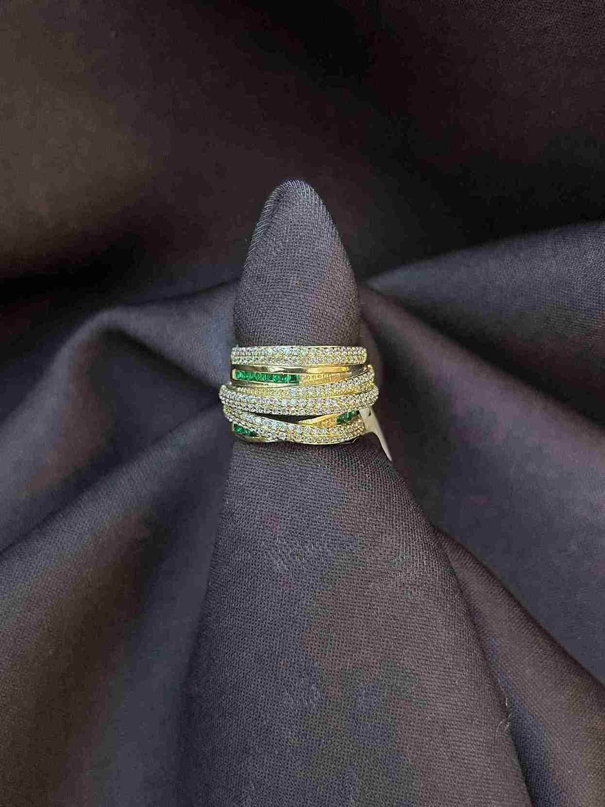 runway-hit-jewelry