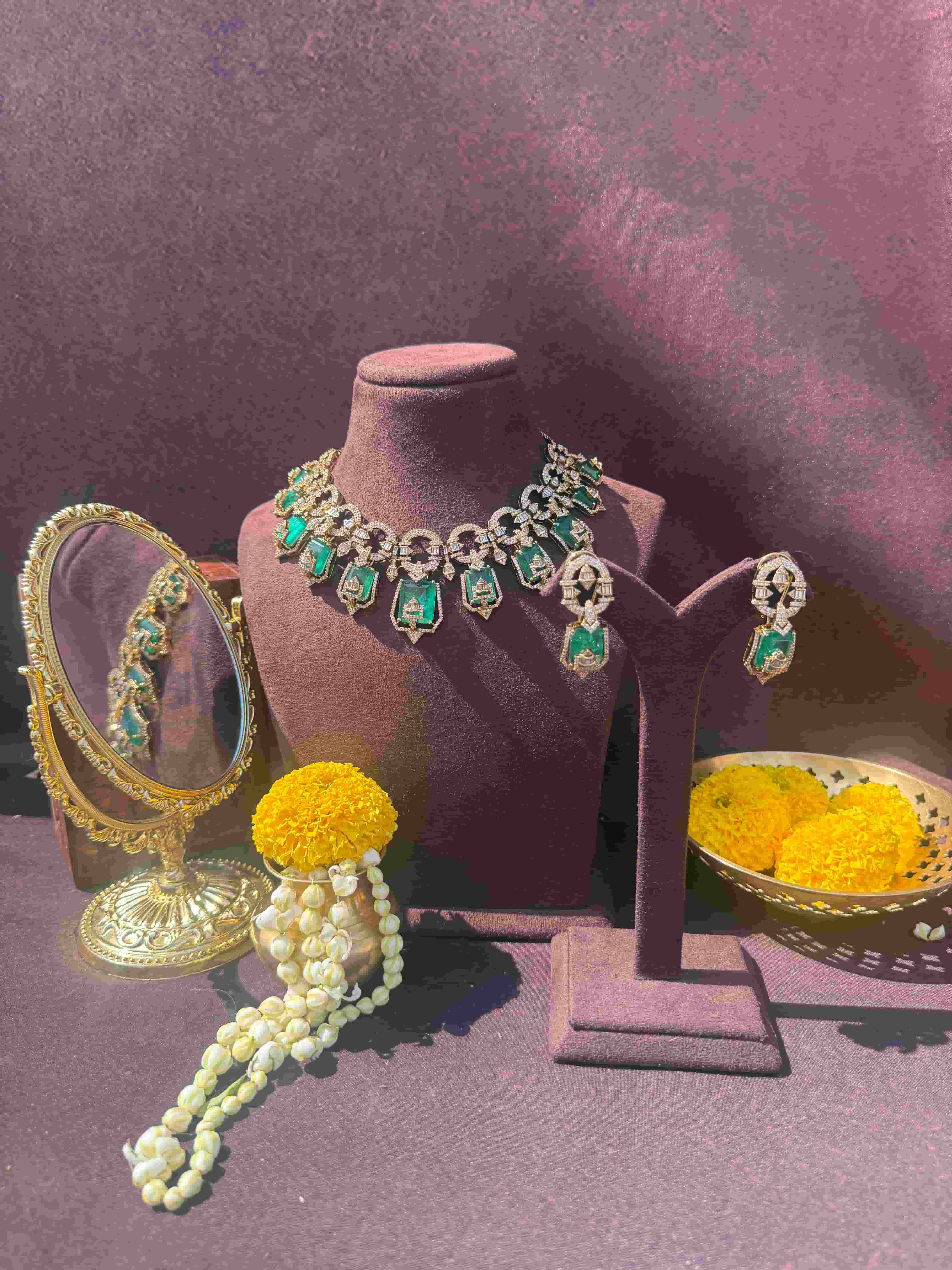 RAHA DOUBLET SET