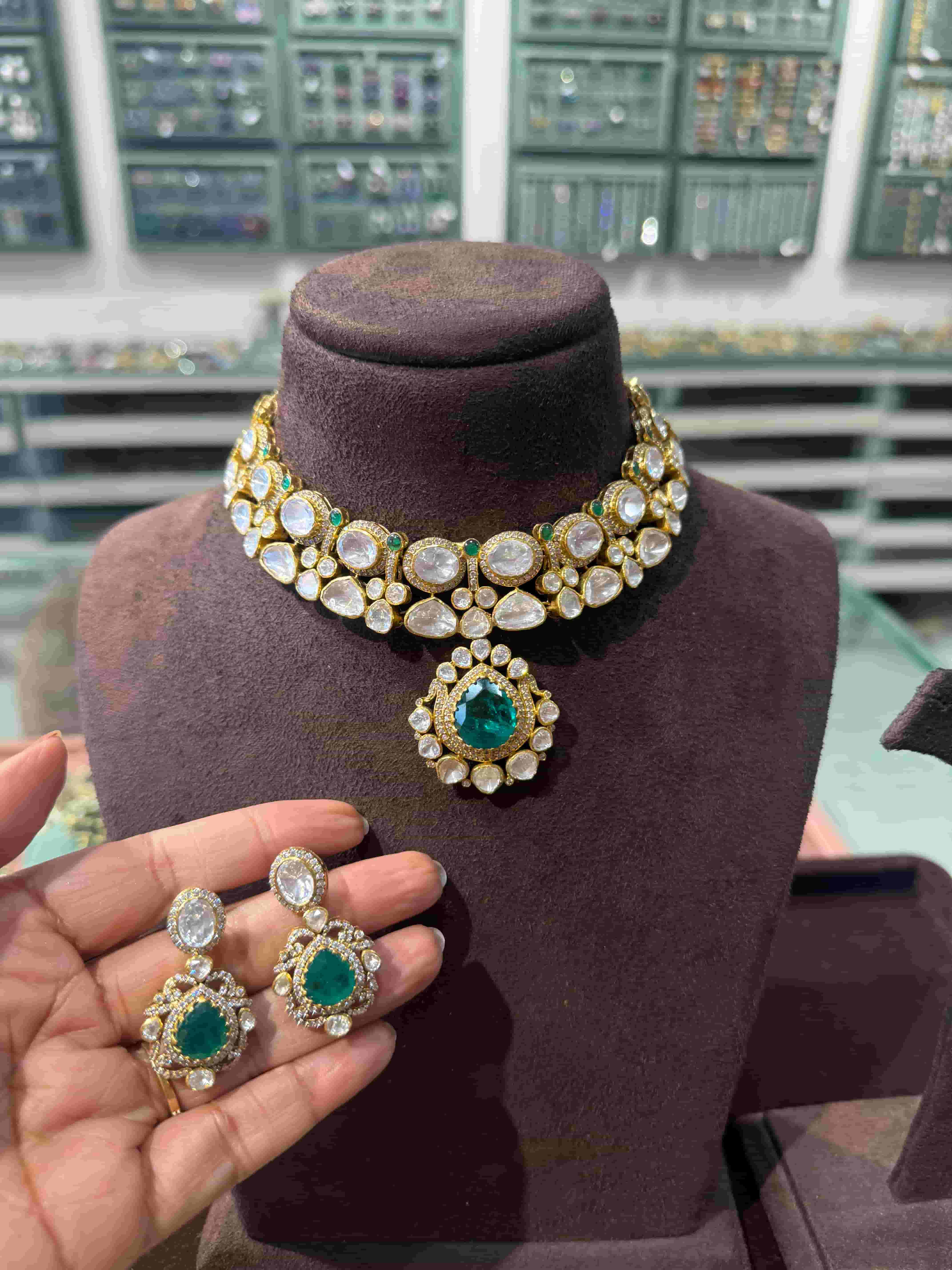 AASTHA MOISSANITE NECKLACE SET