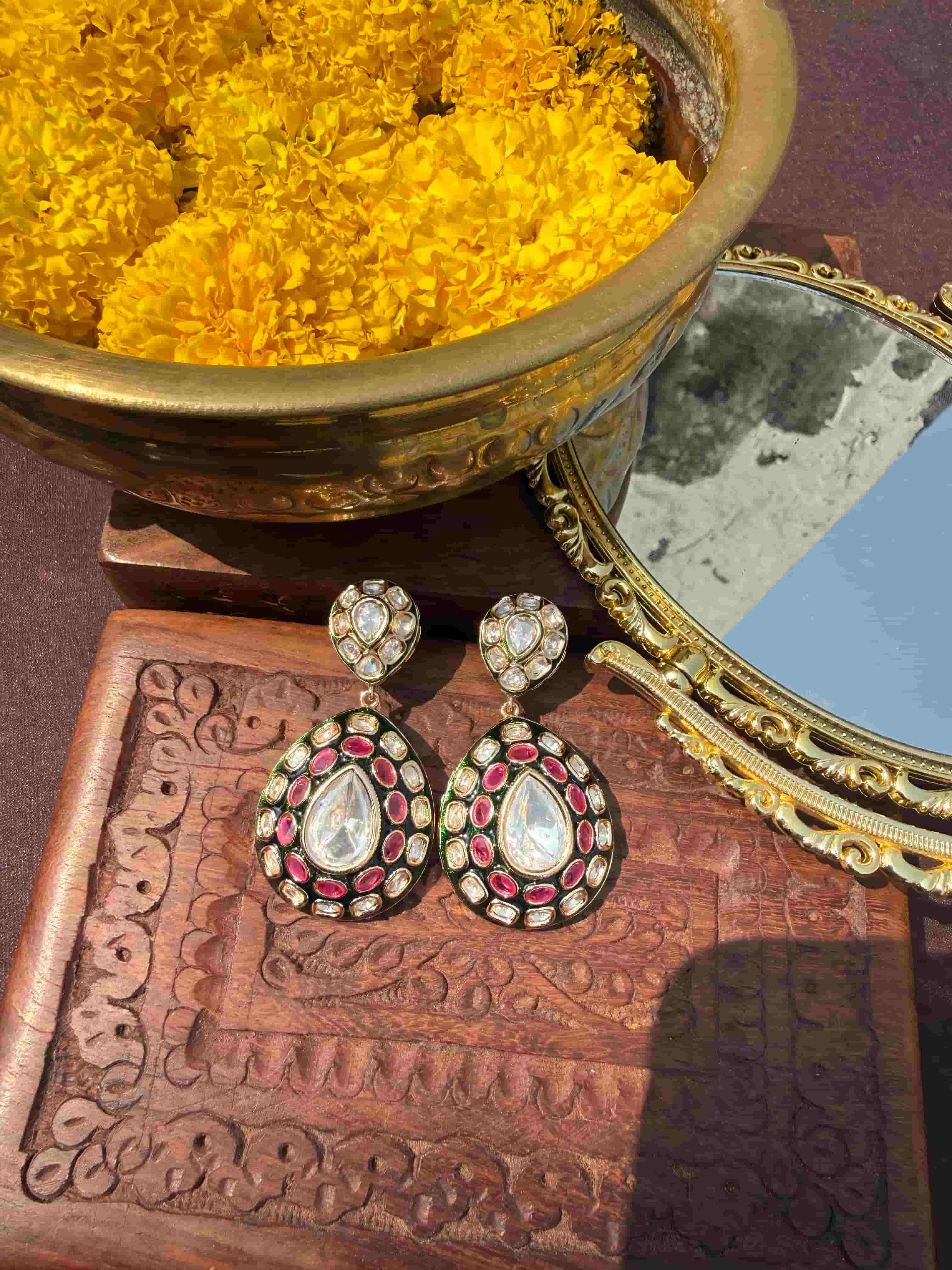 MORISI POLKI EARRING