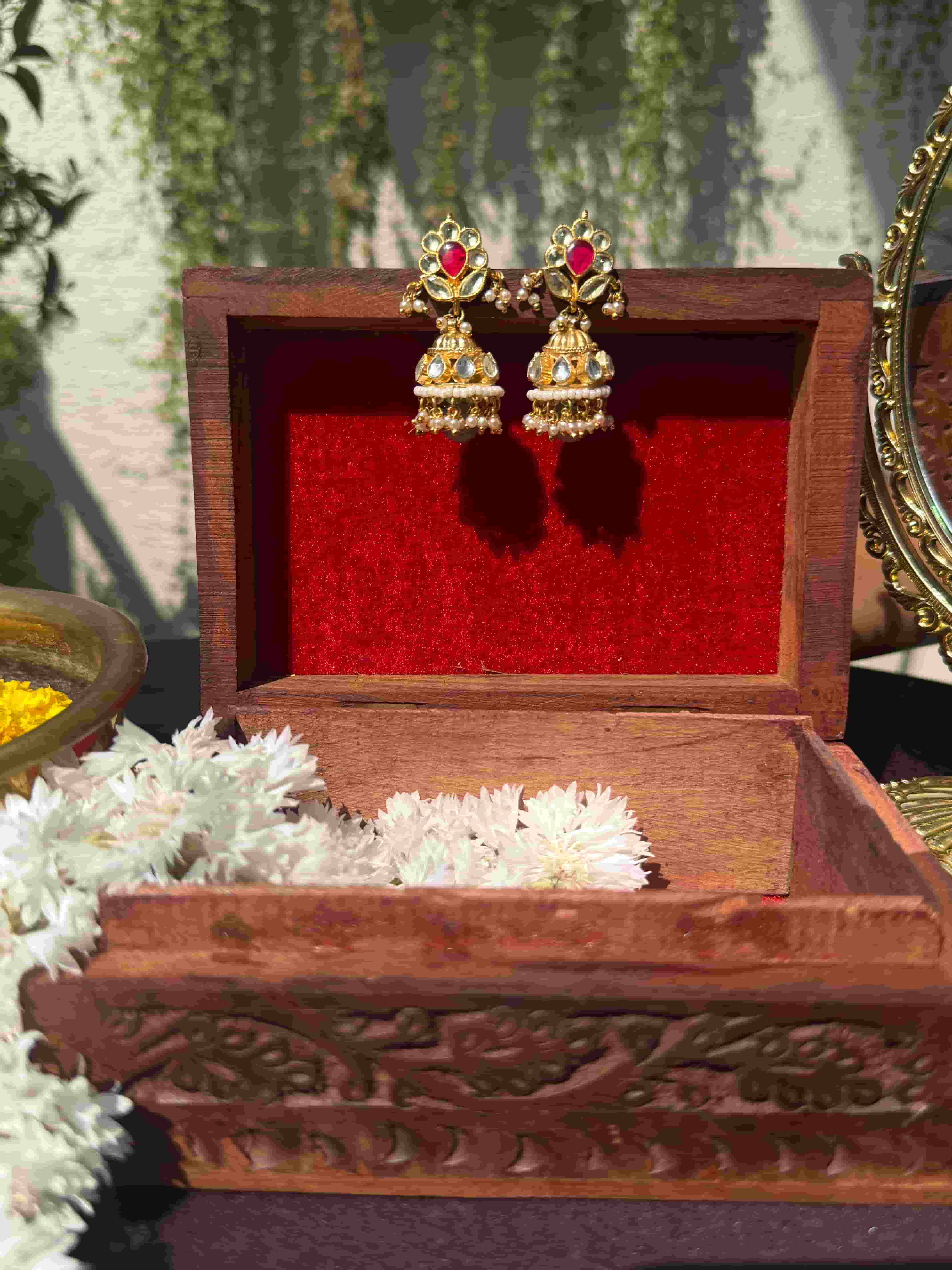 TIA POLKI JHUMKA