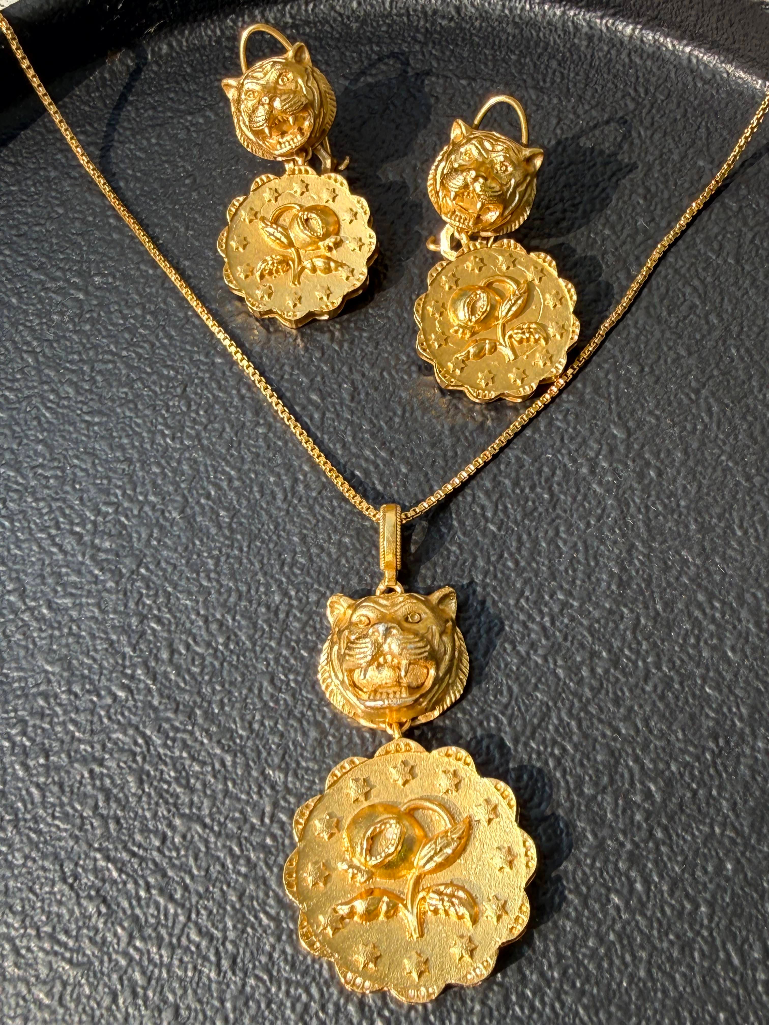 AURELIA SABYA PENDENT SET