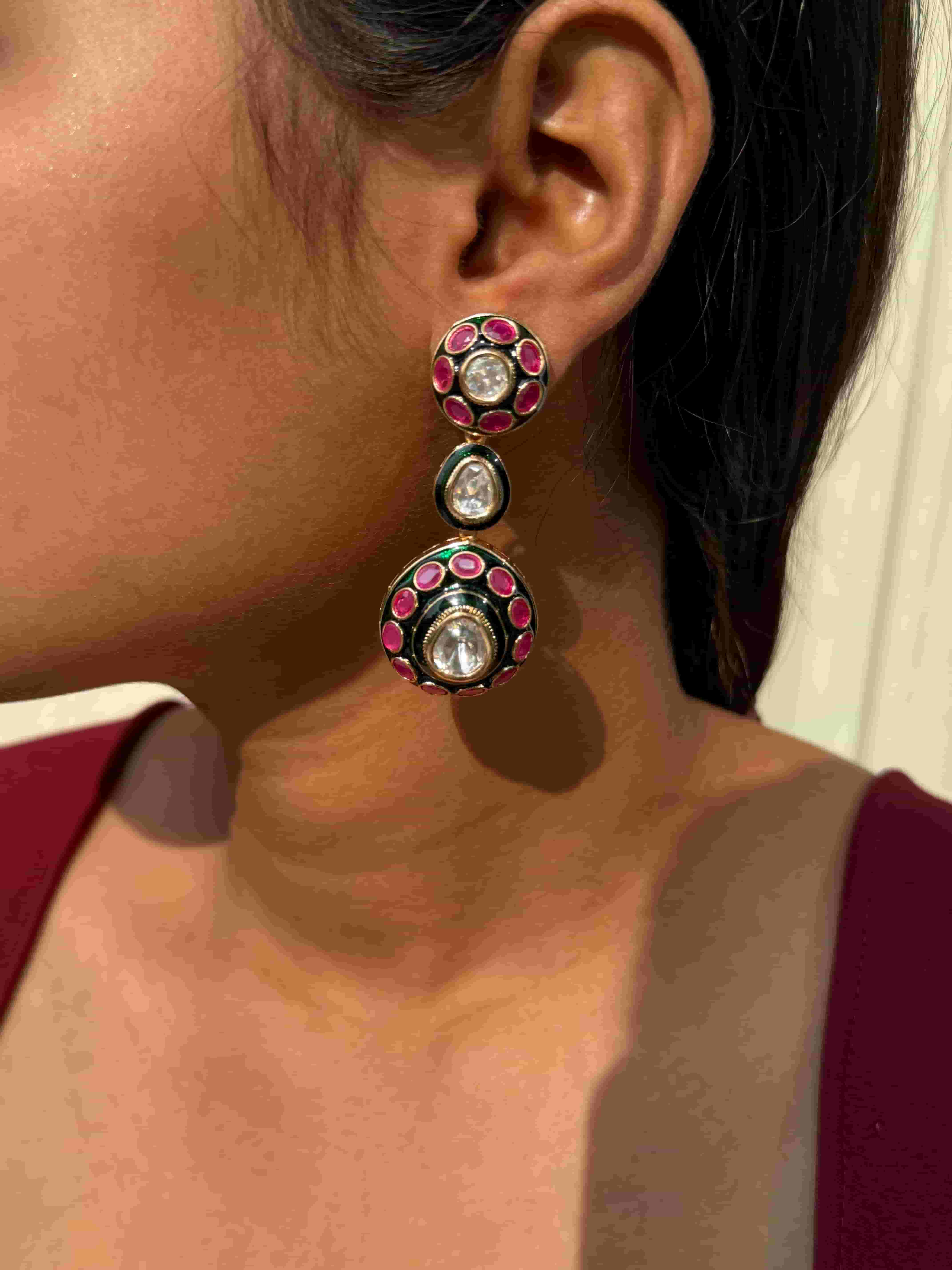 YUVIKA POLKI EARRING
