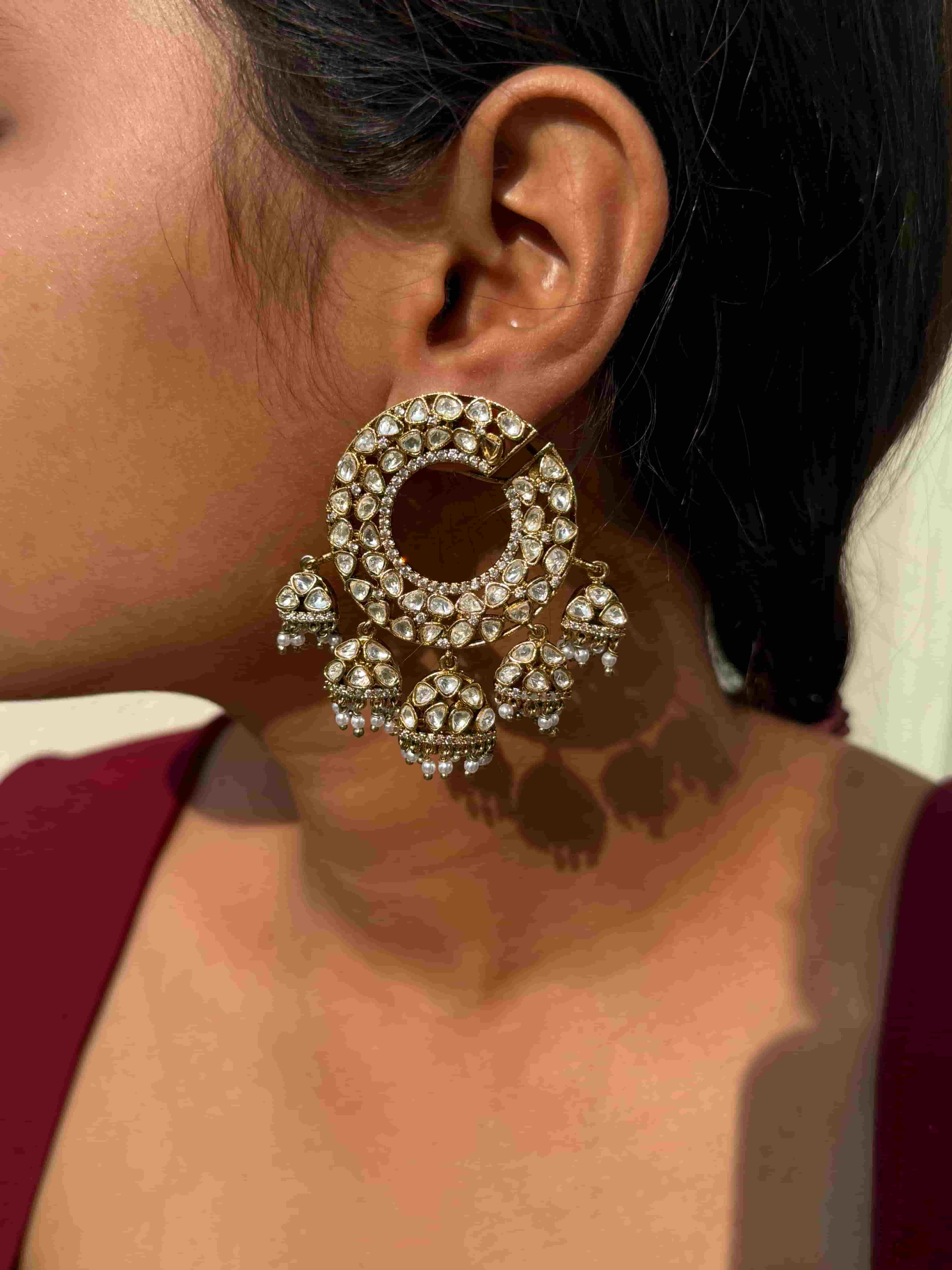 suhika round baali