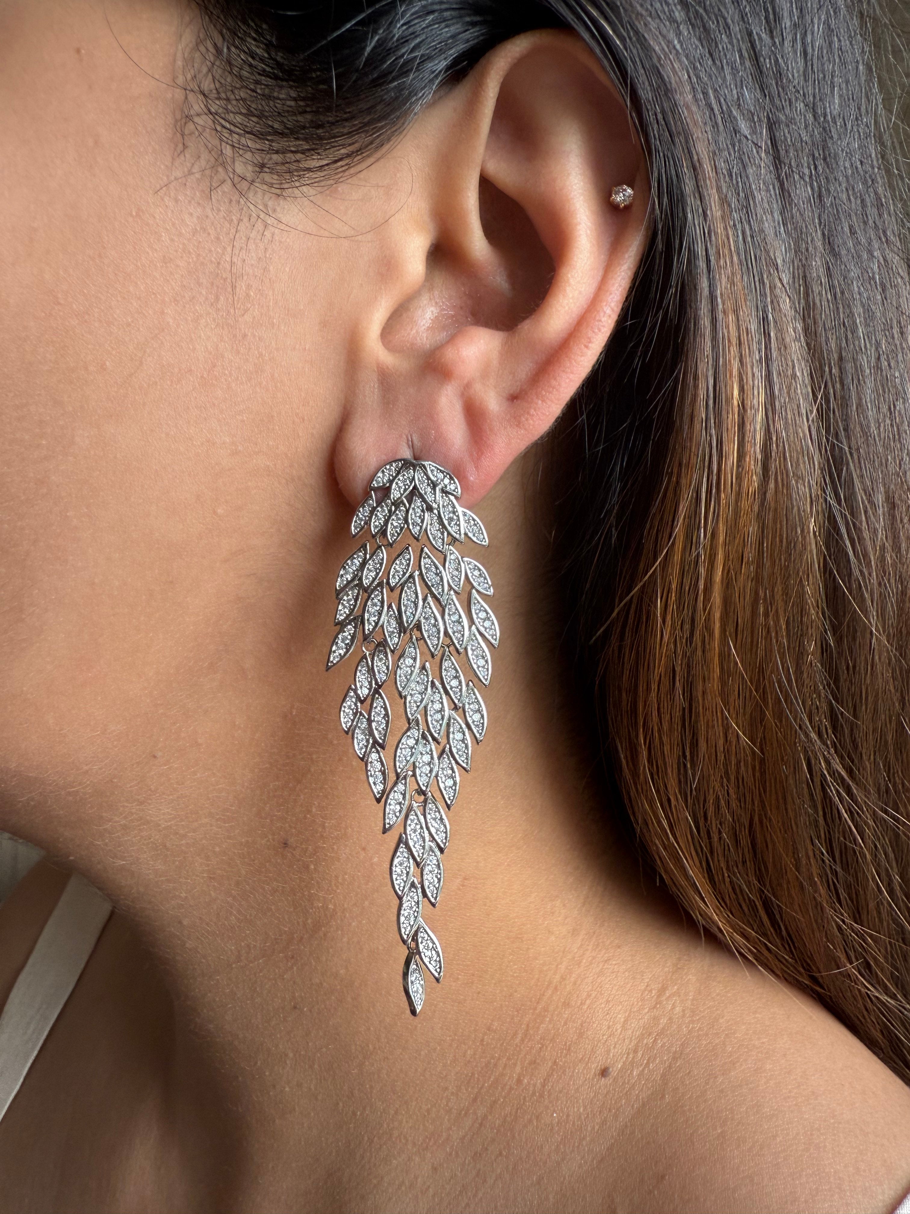 BEULAH FEATHER EARRING