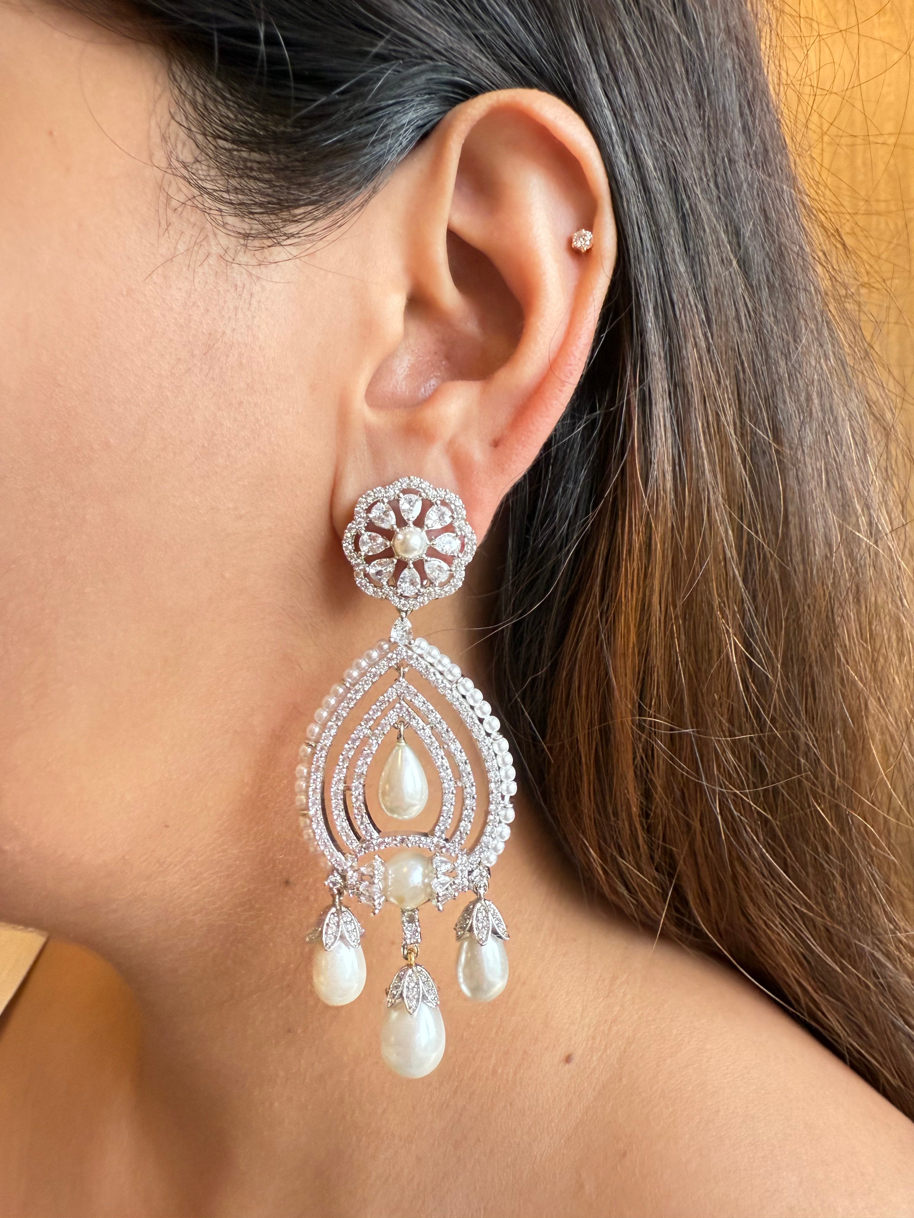 Veronica Diamond Earring