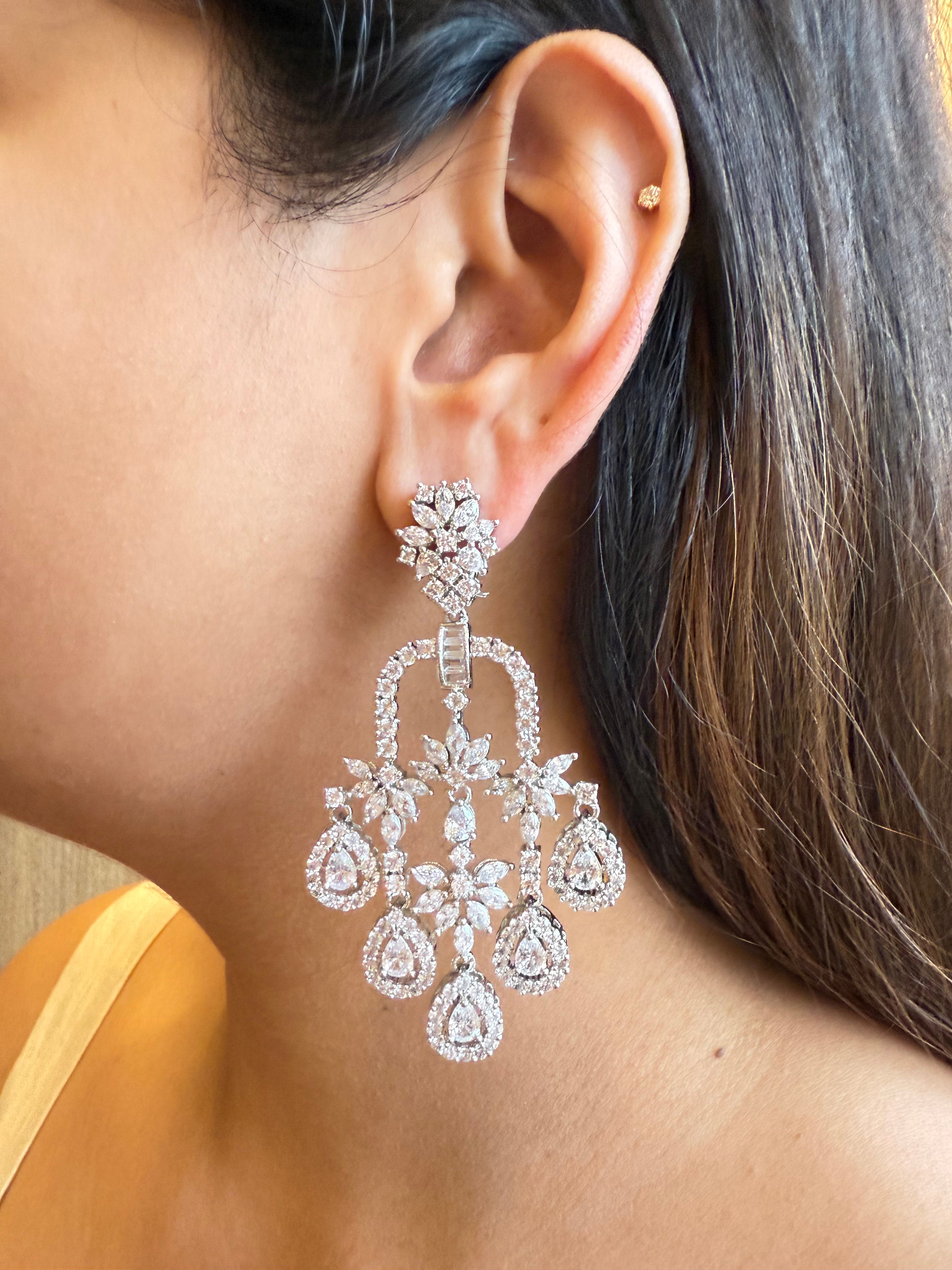 DORAN DIAMOND EARRING