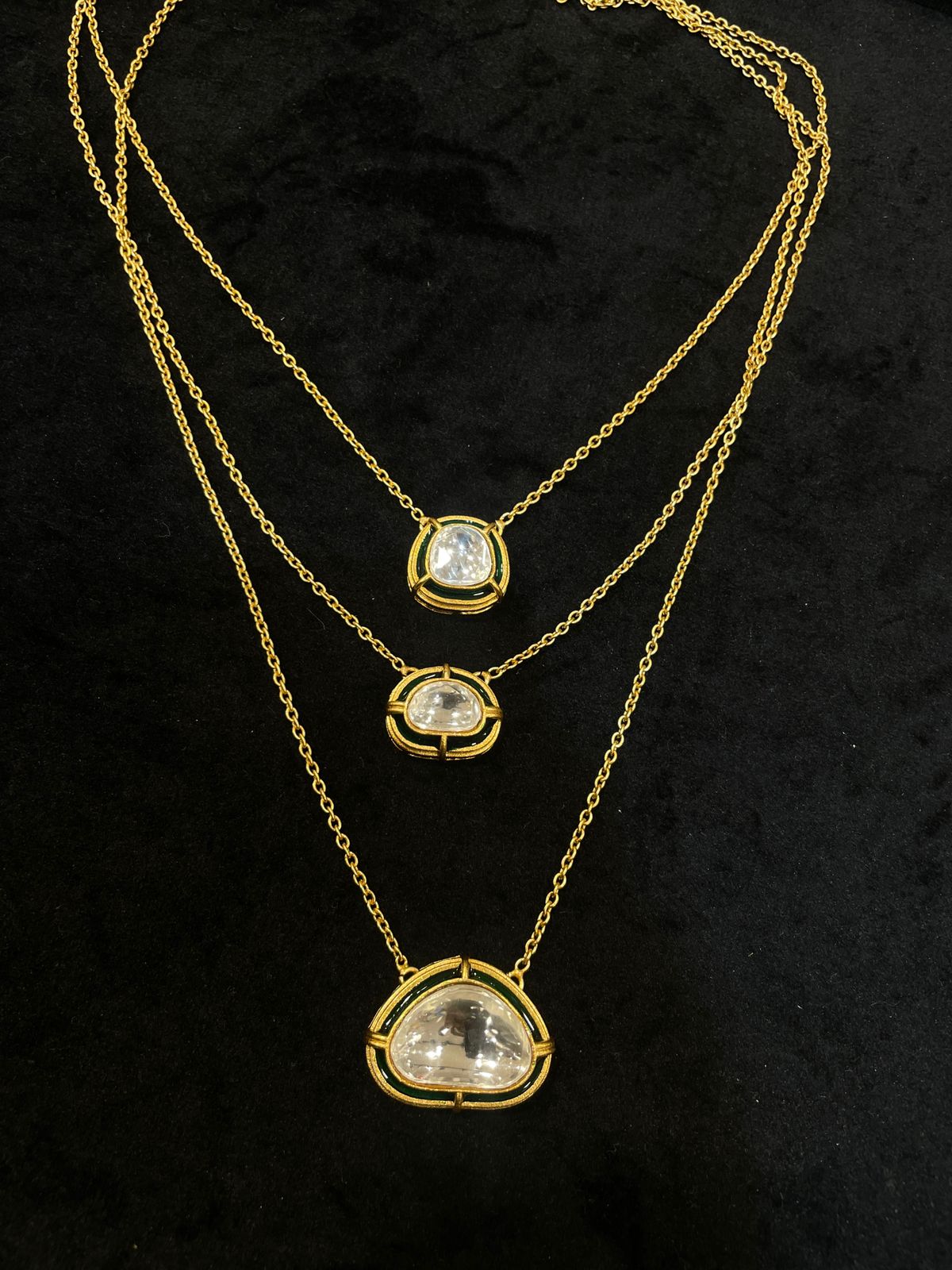 NOOR THREE POLKI STRING