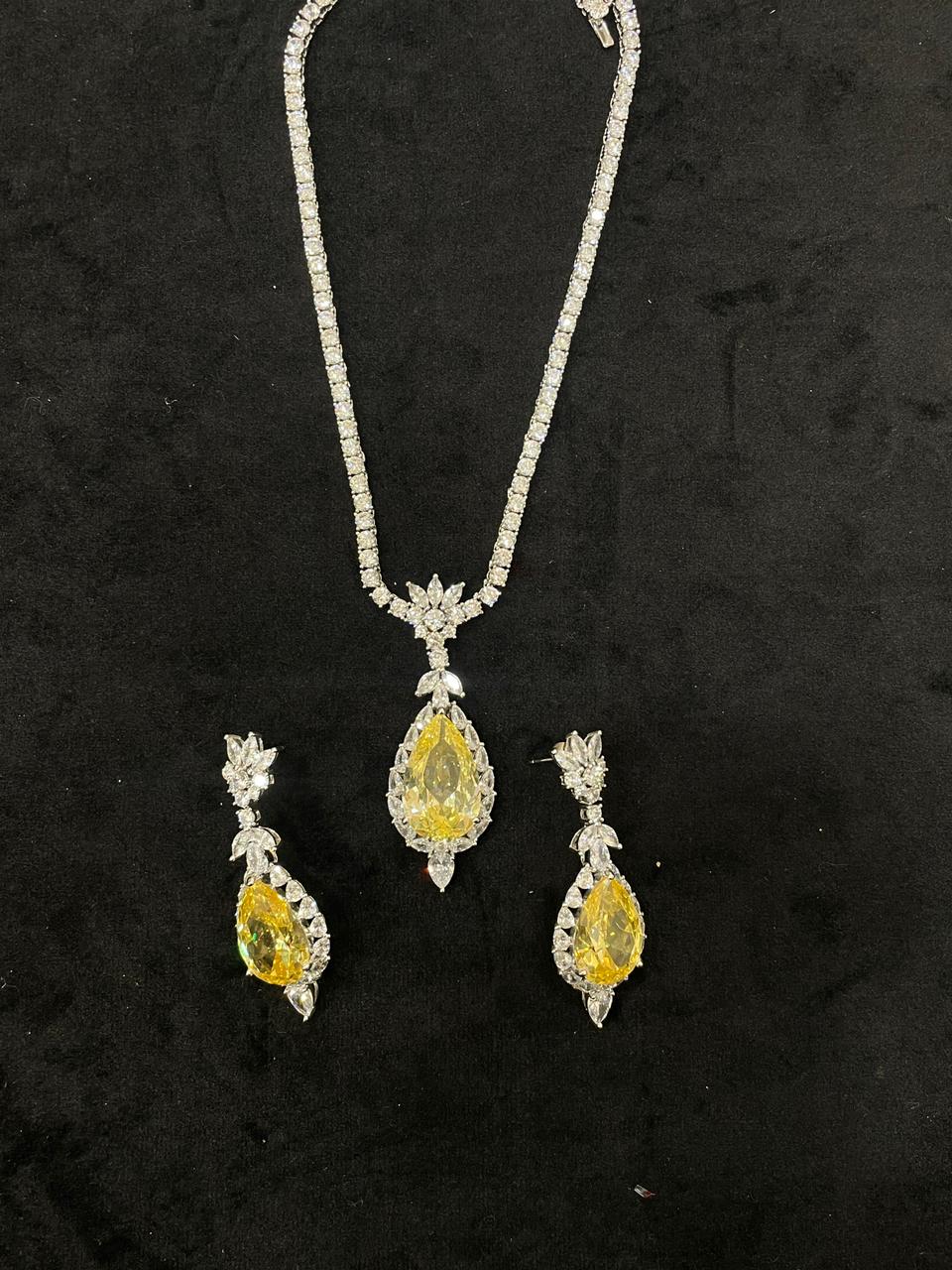 GREDA DIAMOND NECKLACE SET