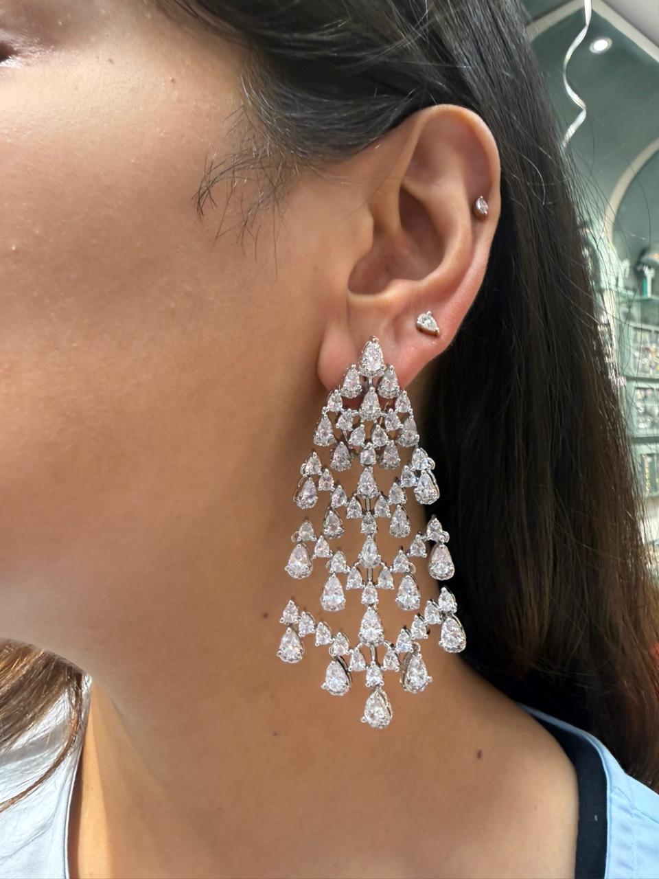 ZURI DIAMOND LONG EARRING